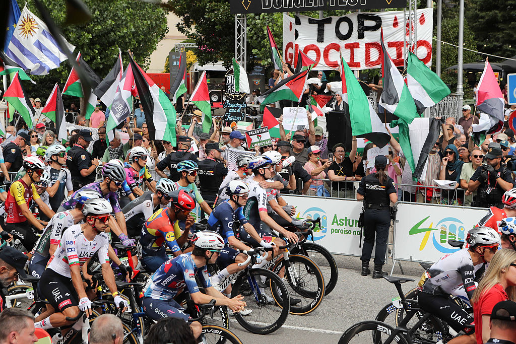 A Protest In Ribadeo (lugo) Against Israel's Participation In The Vuelta Ciclista A España.