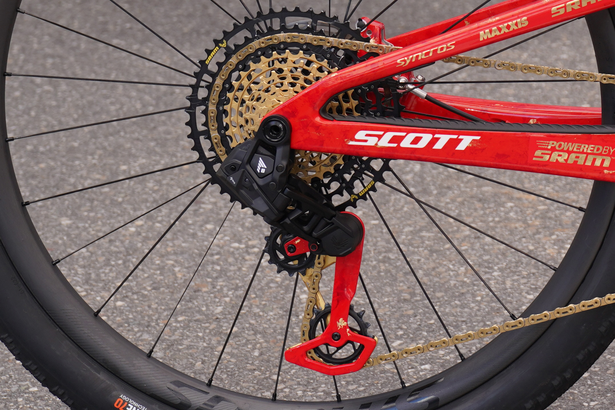 Nino Schurter's Scott Spark with SRAM Blackbox derailleur