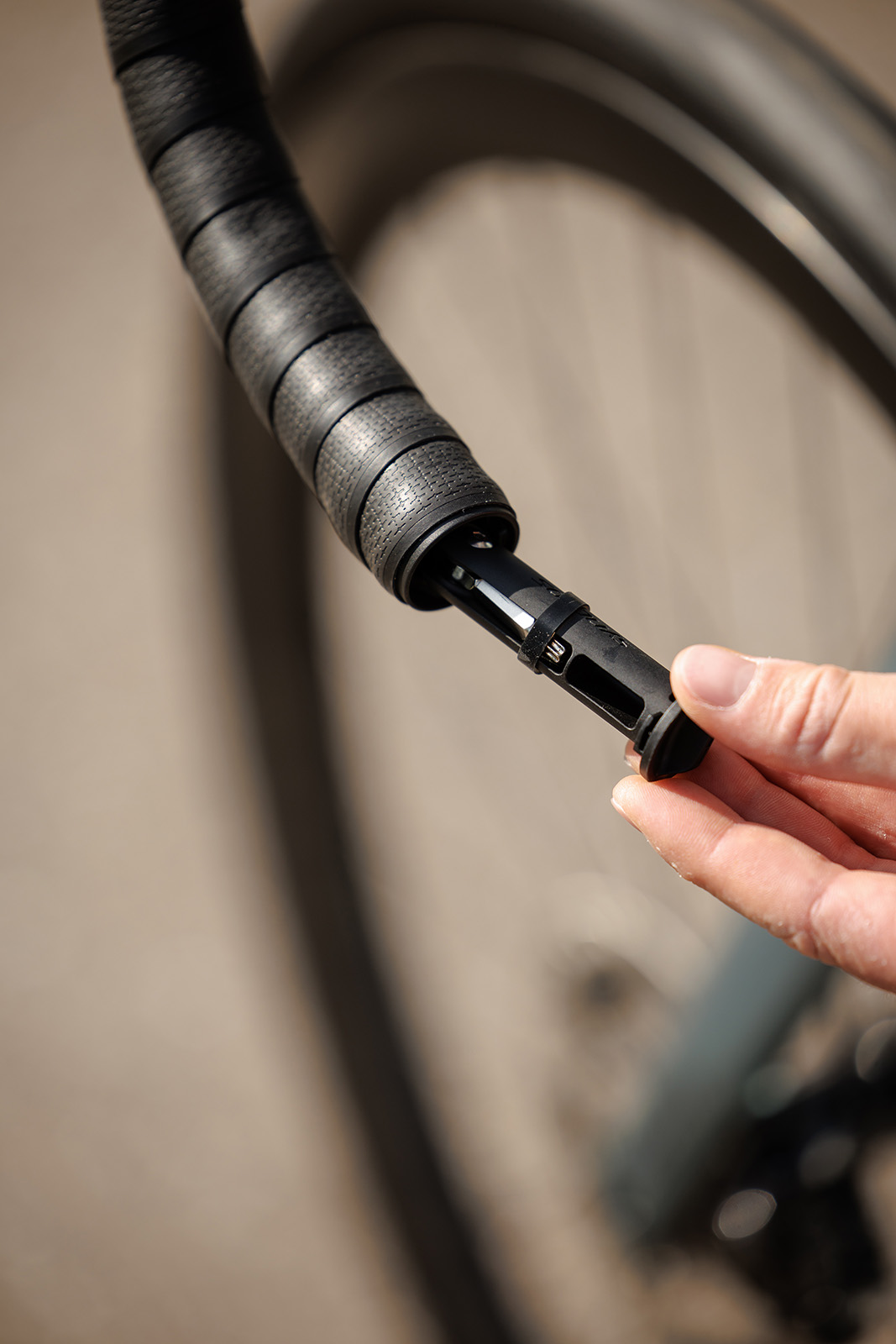 Scott Addict handlebar multi-tool.