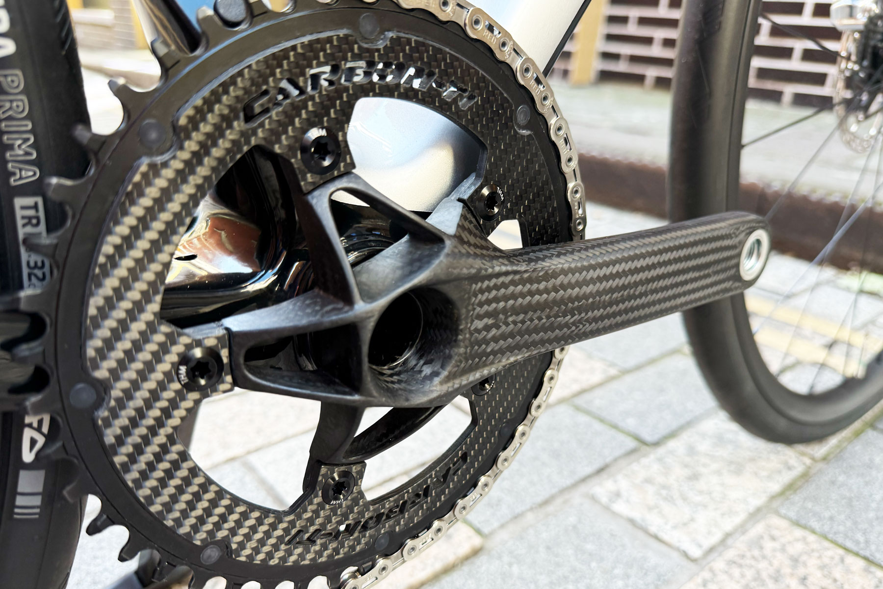 Black Seroes Corsa chainset and Carbon-Ti chainring