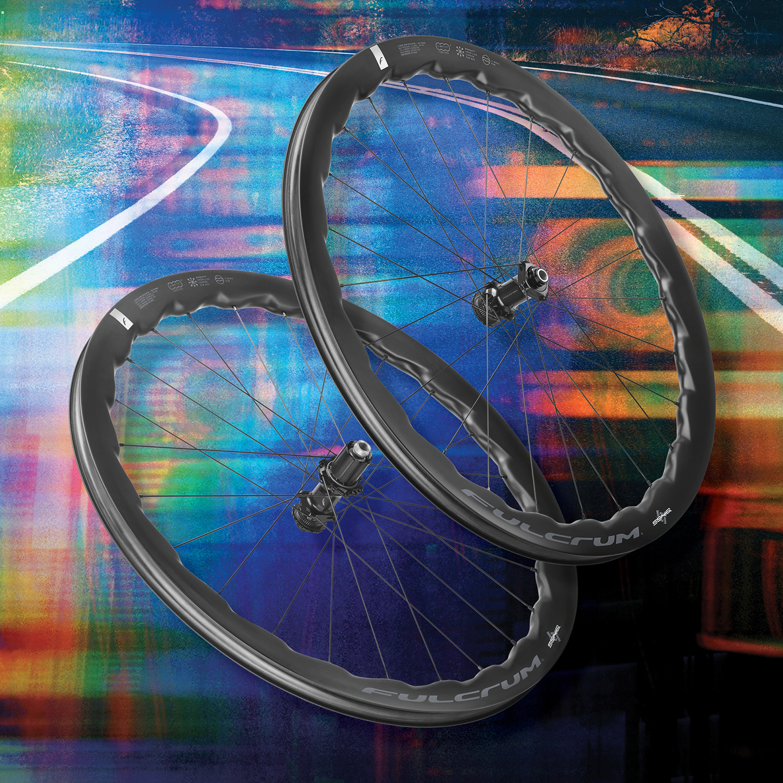 Fulcrum Soniq 42 carbon wheels.