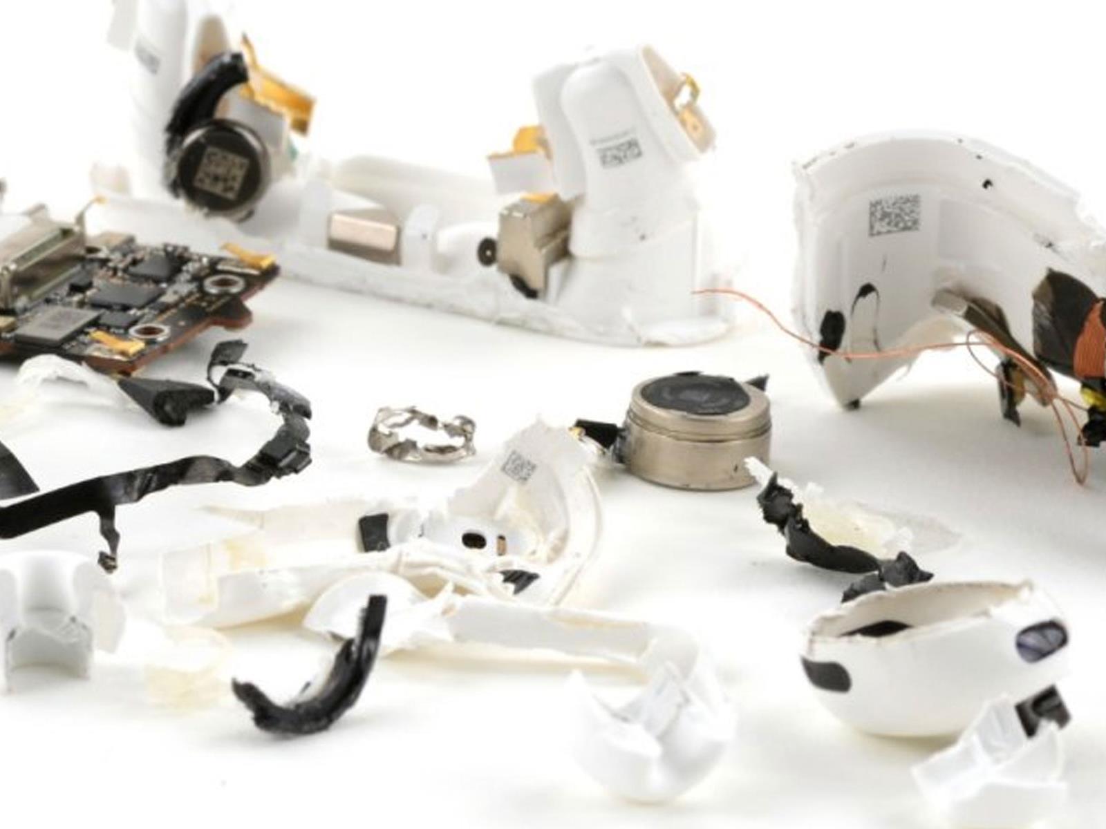 Apple AirPods Pro 3 Earn Atrocious 0/10 DIY Repair Score In iFixIt's Teardown