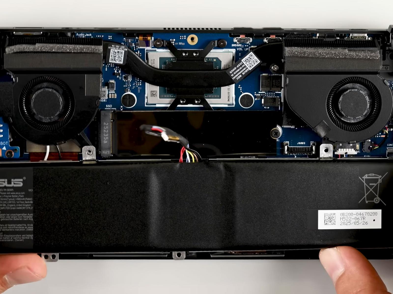 ASUS ROG Xbox Ally X Teardown Reveals Handheld's Highs & Lows For DIY Repairs
