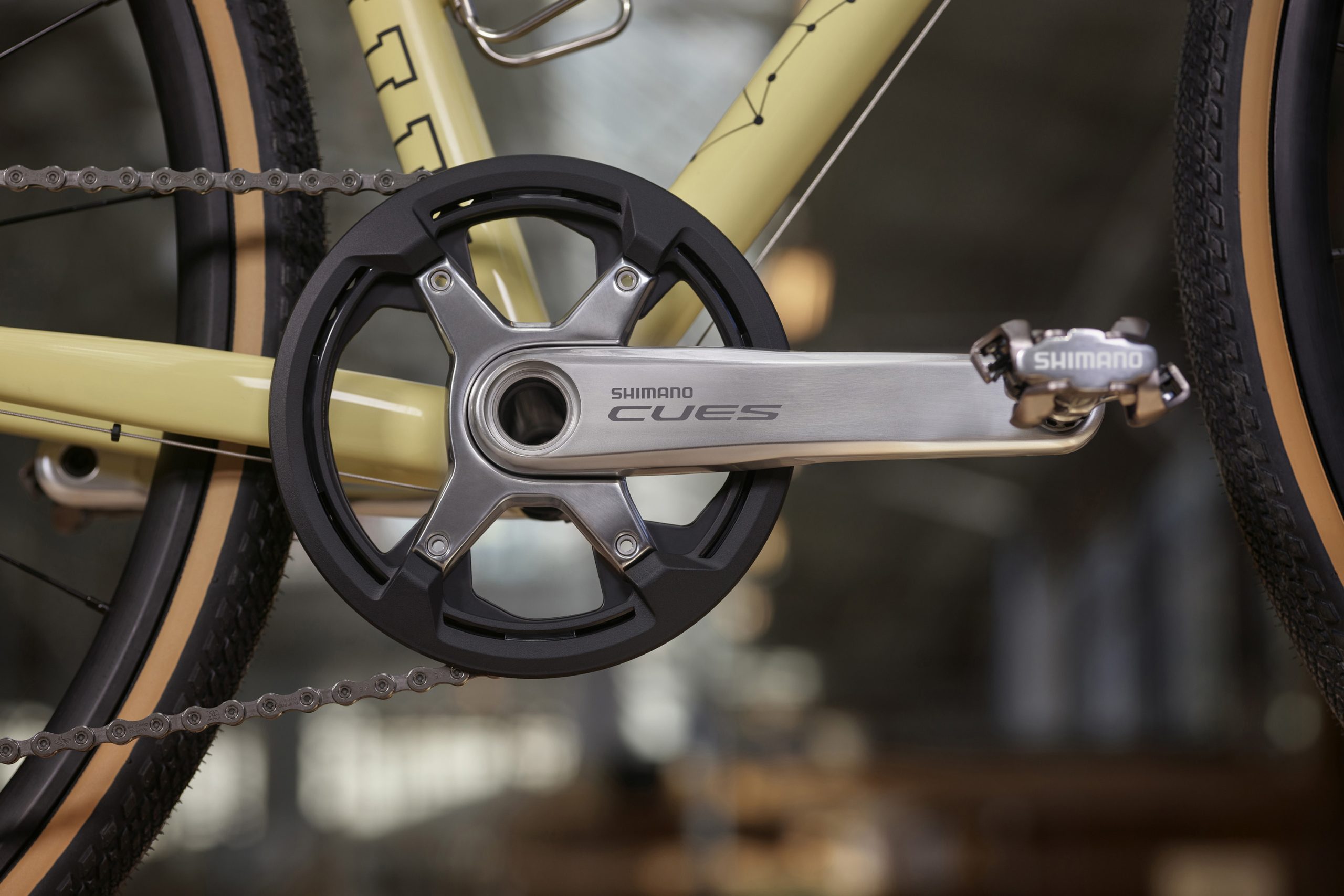 Shimano CUES U6000 polished silver