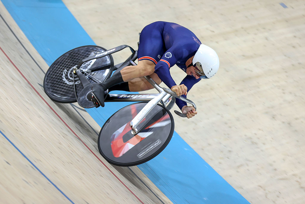 Matthew Richardson 200m record attempt.