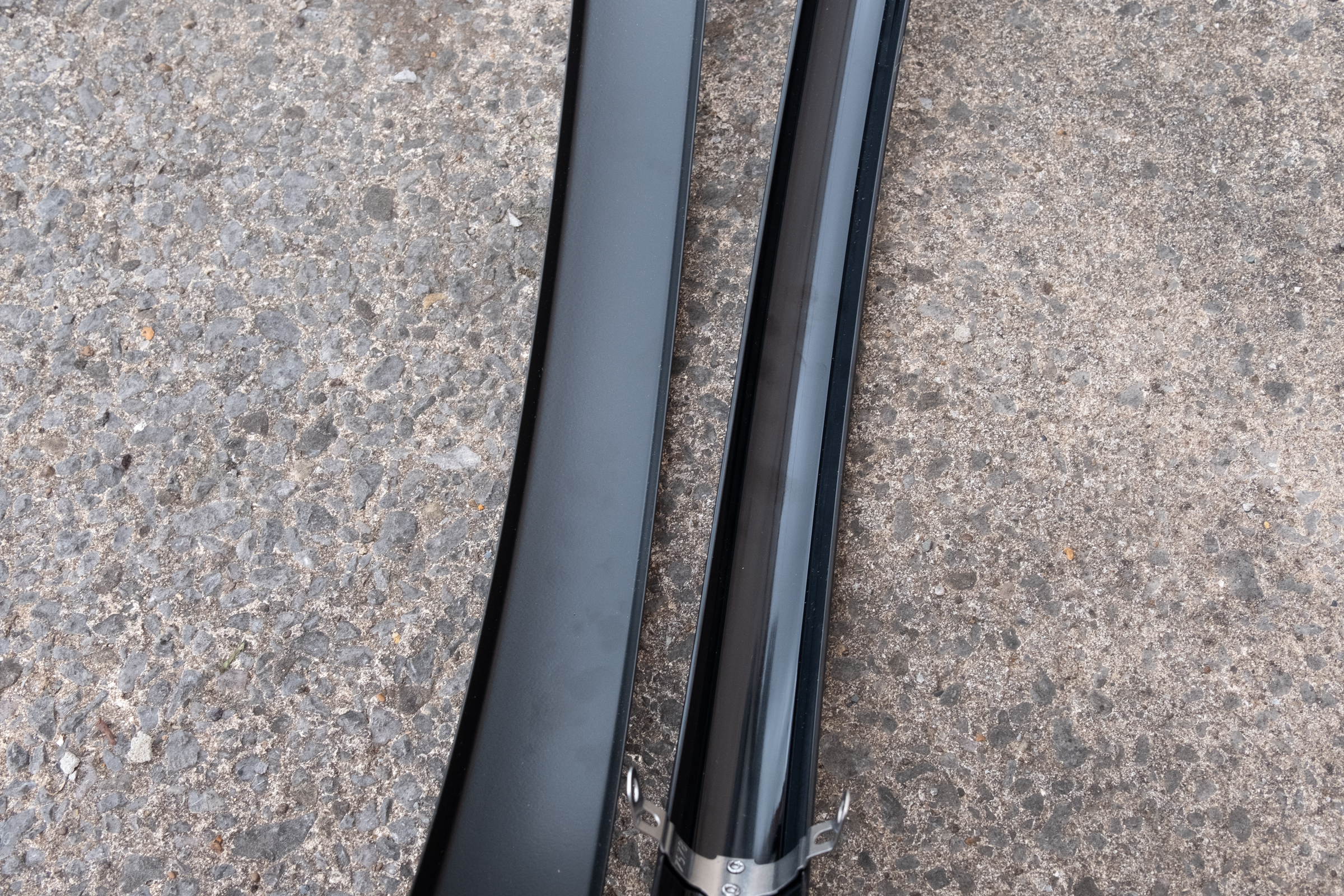 Image comparing the profile of two mudguards