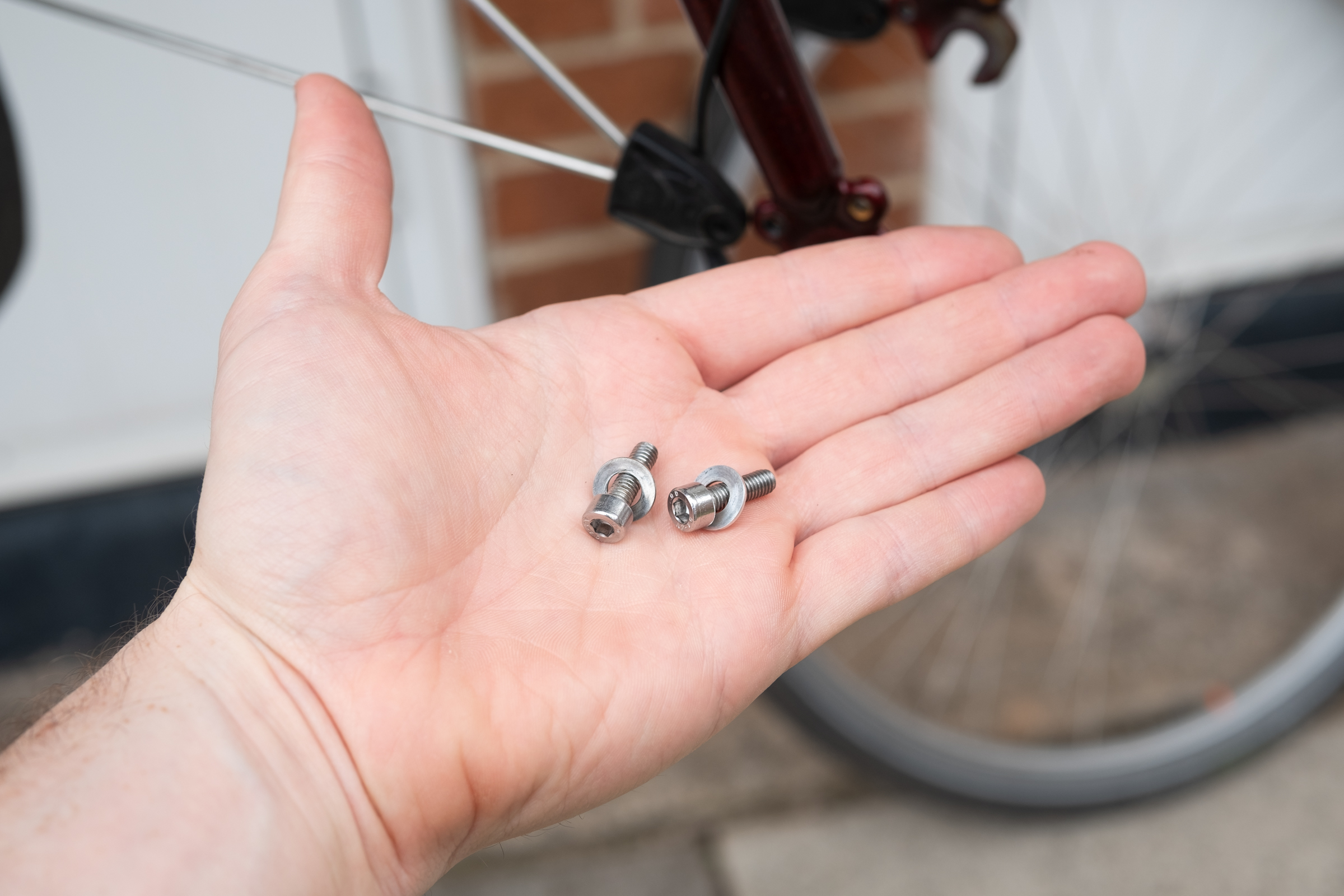 How to fit mudguards to a bike – tips and tricks – high quality fasteners