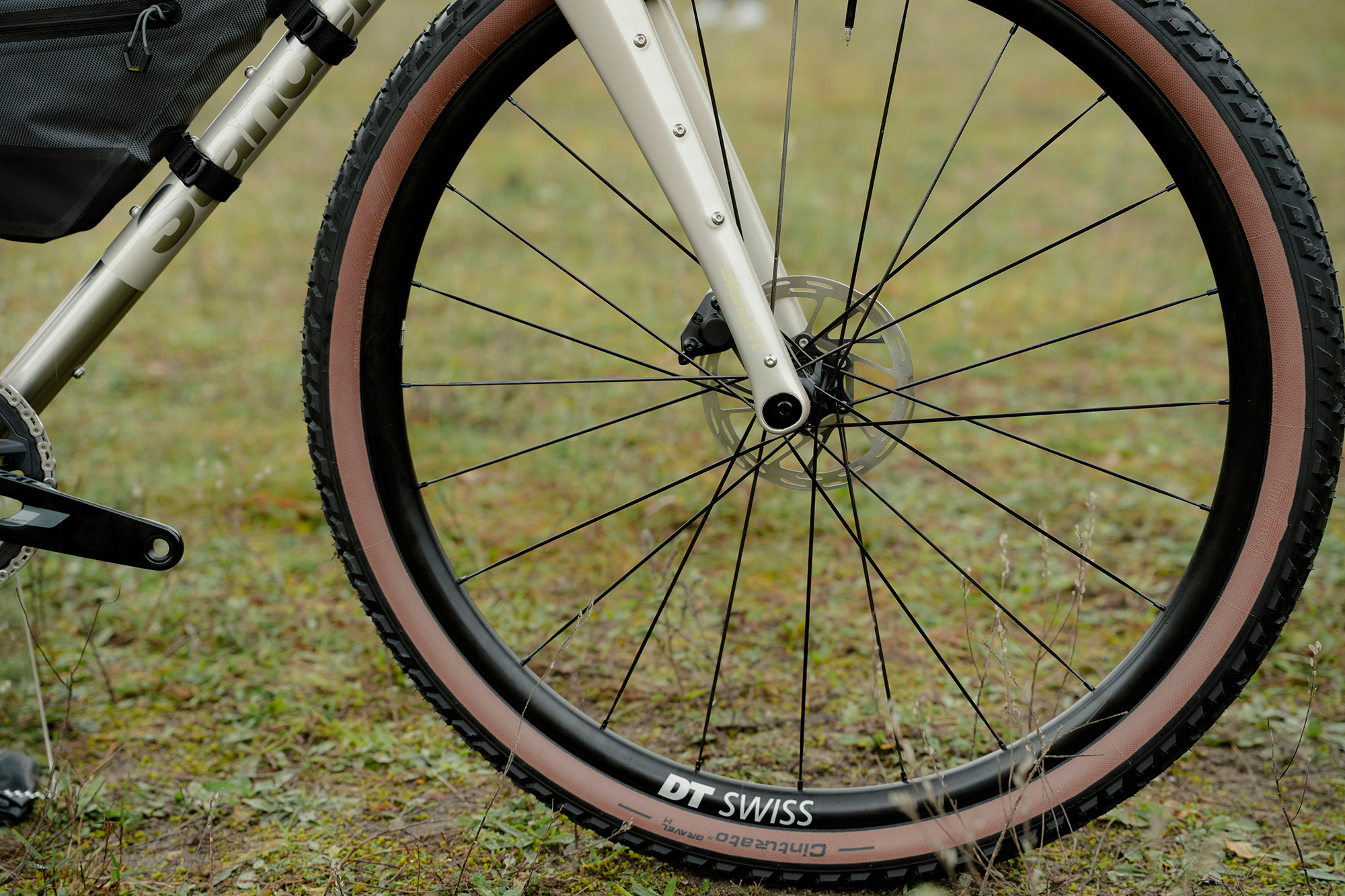 Standert Erdgeschoss with Columbus Cross+ fork