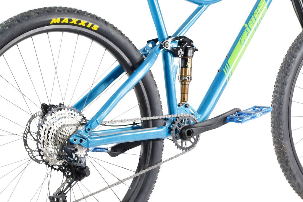 Zinn Cycles B.I.G. 32er 32in wheeled full suspension mountain bike