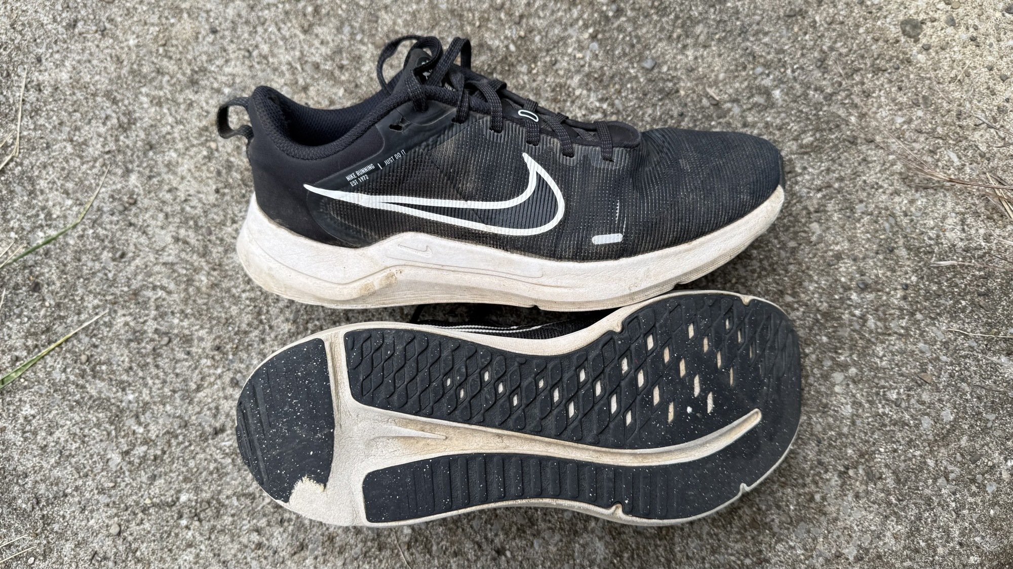 Nike Downshifters, side and sole view