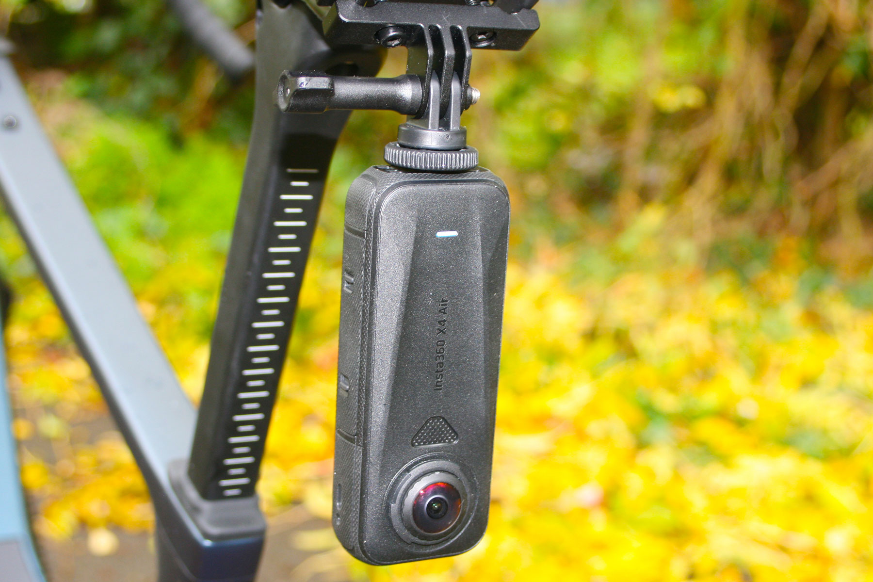 Insta360 X4 Air seat rail mount