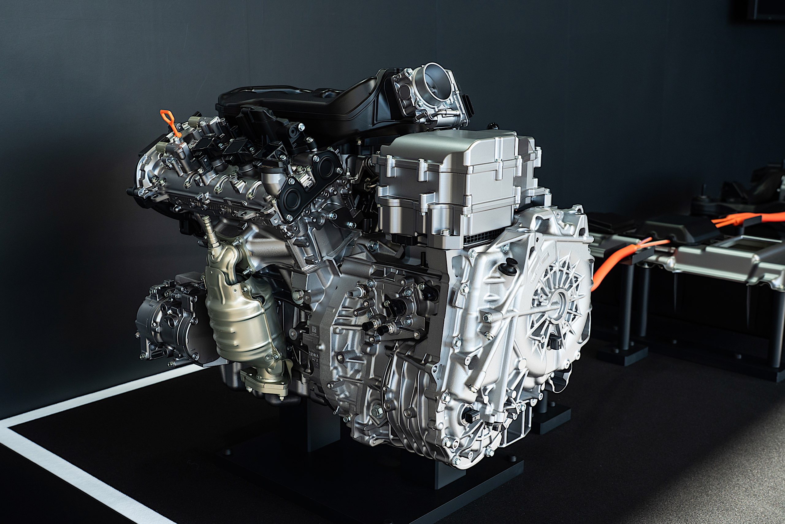 The the engine for Honda's "Large" next-gen hybrid system 