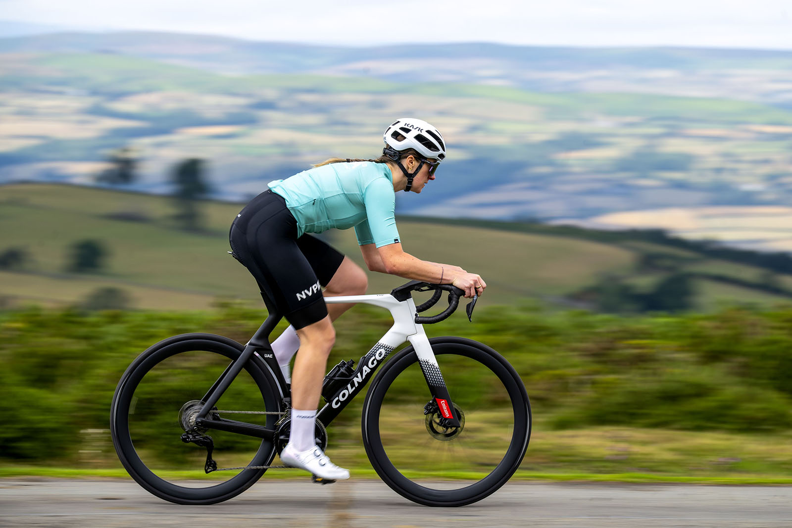 Female cyclist riding the Colnago Y1Rs aero road bike