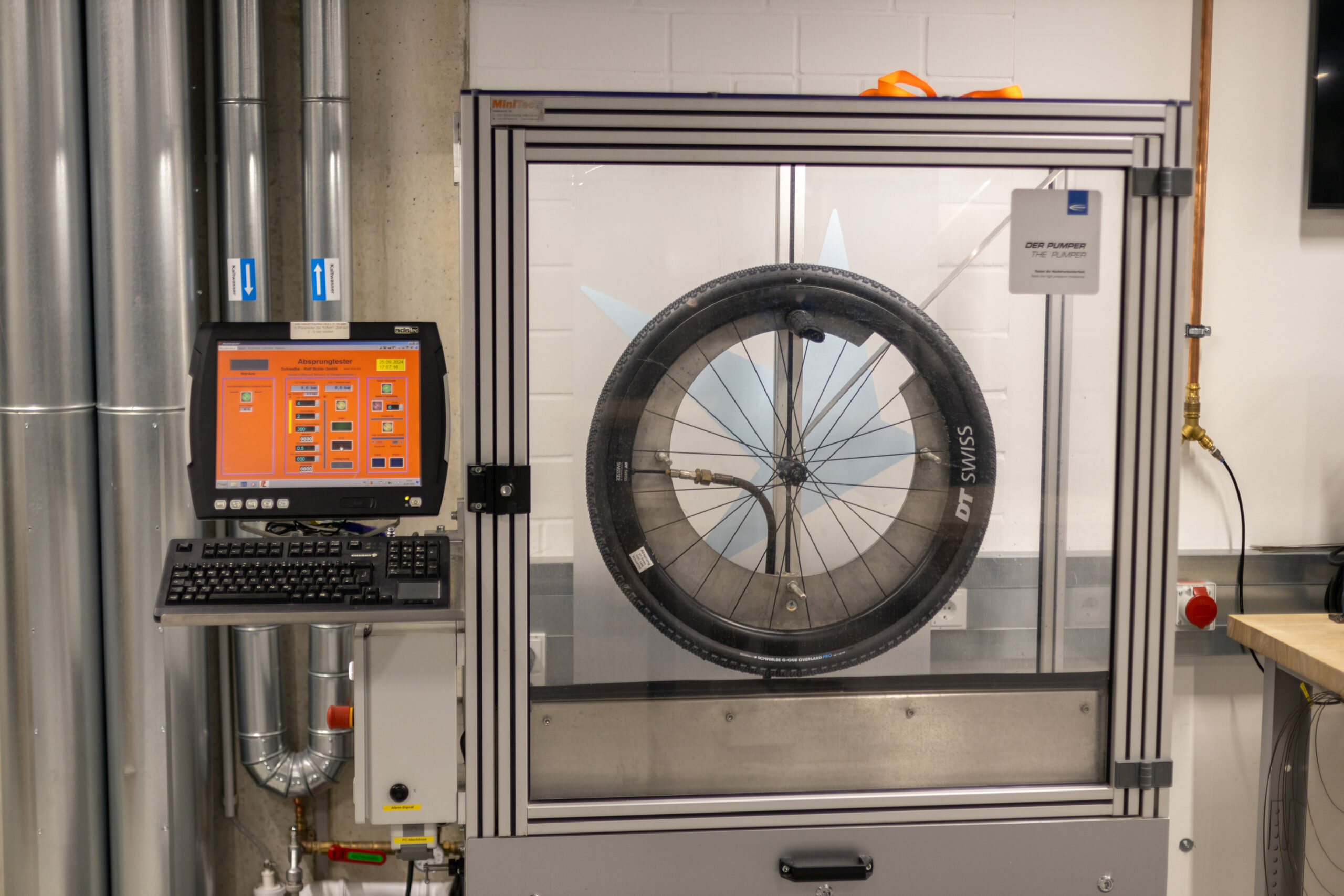 Schwalbe De Pumper blow out testing