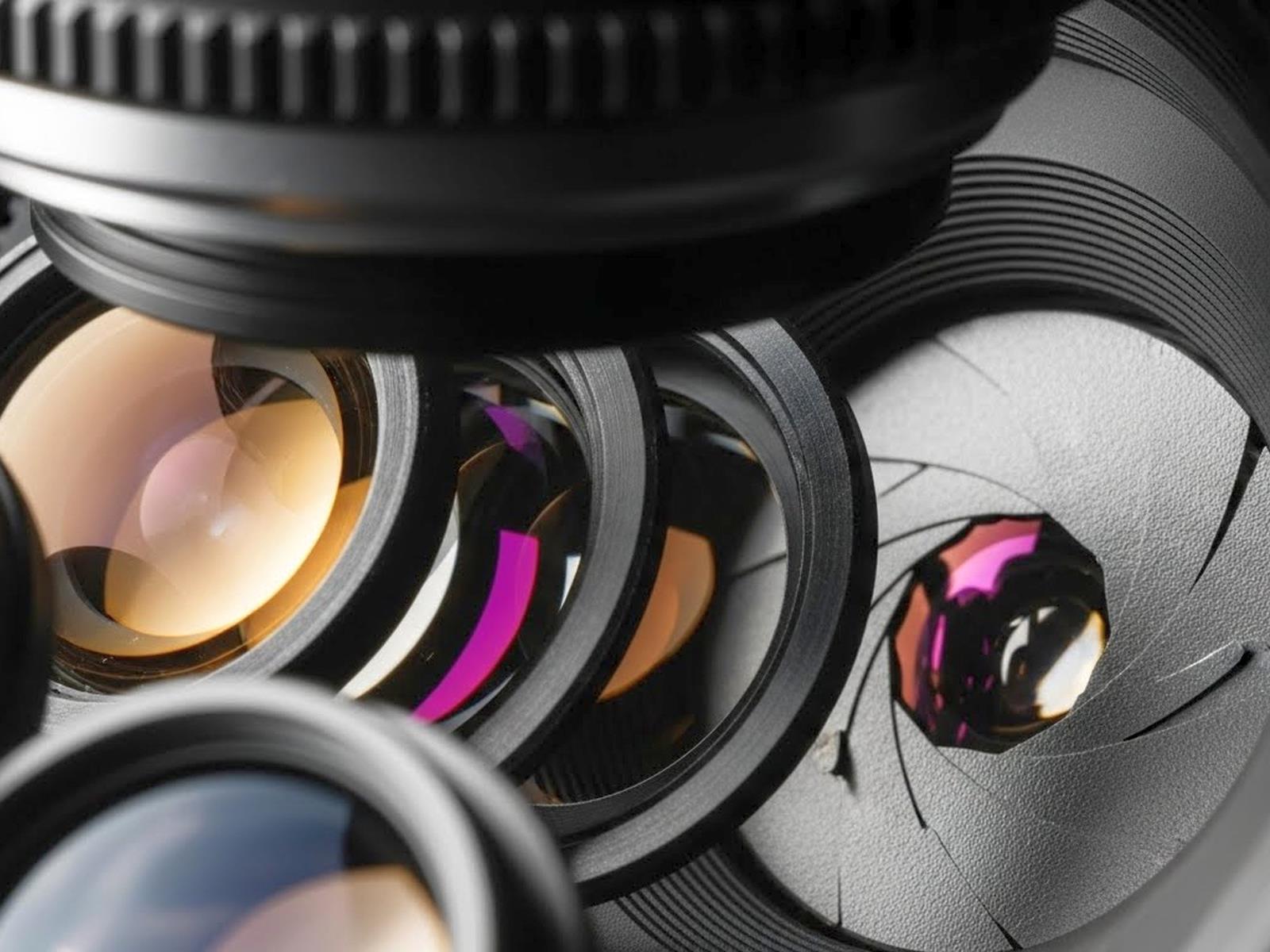 Carnegie Mellon's Camera Lens Breakthrough Eliminates Background Photo Blur