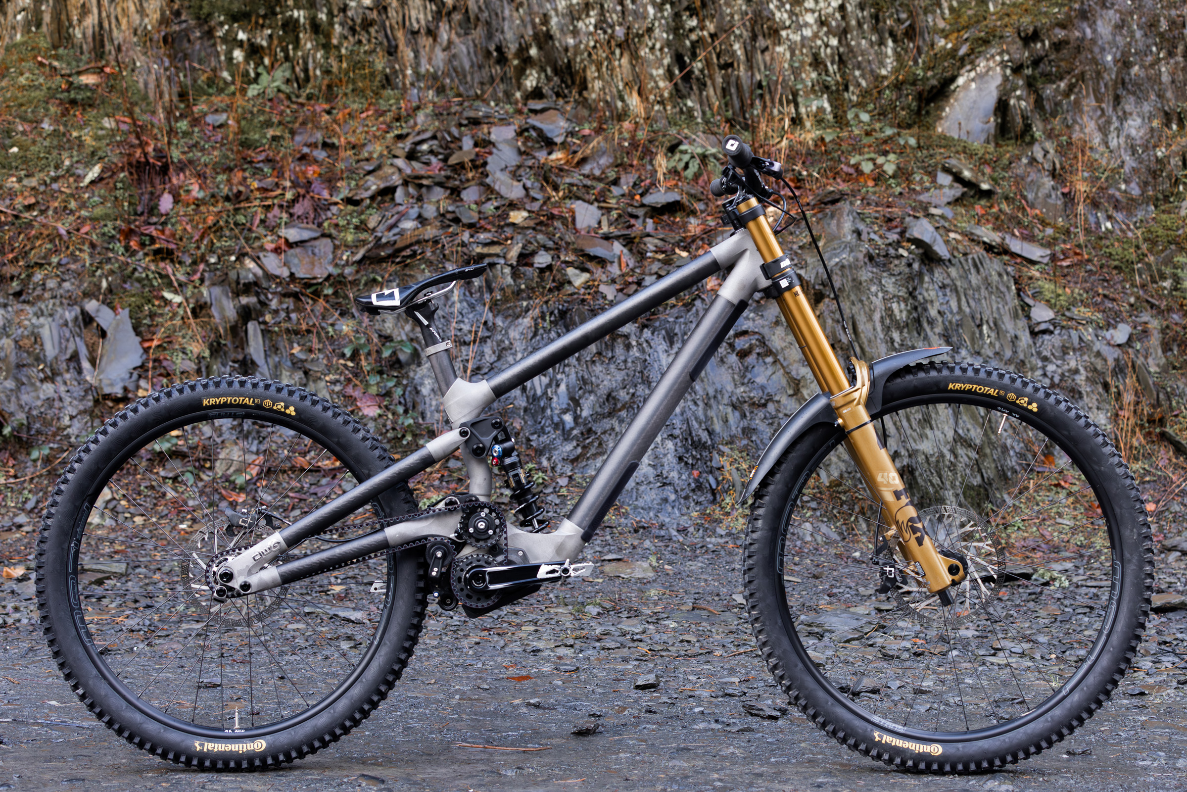 Atherton A.200.G – pack shot