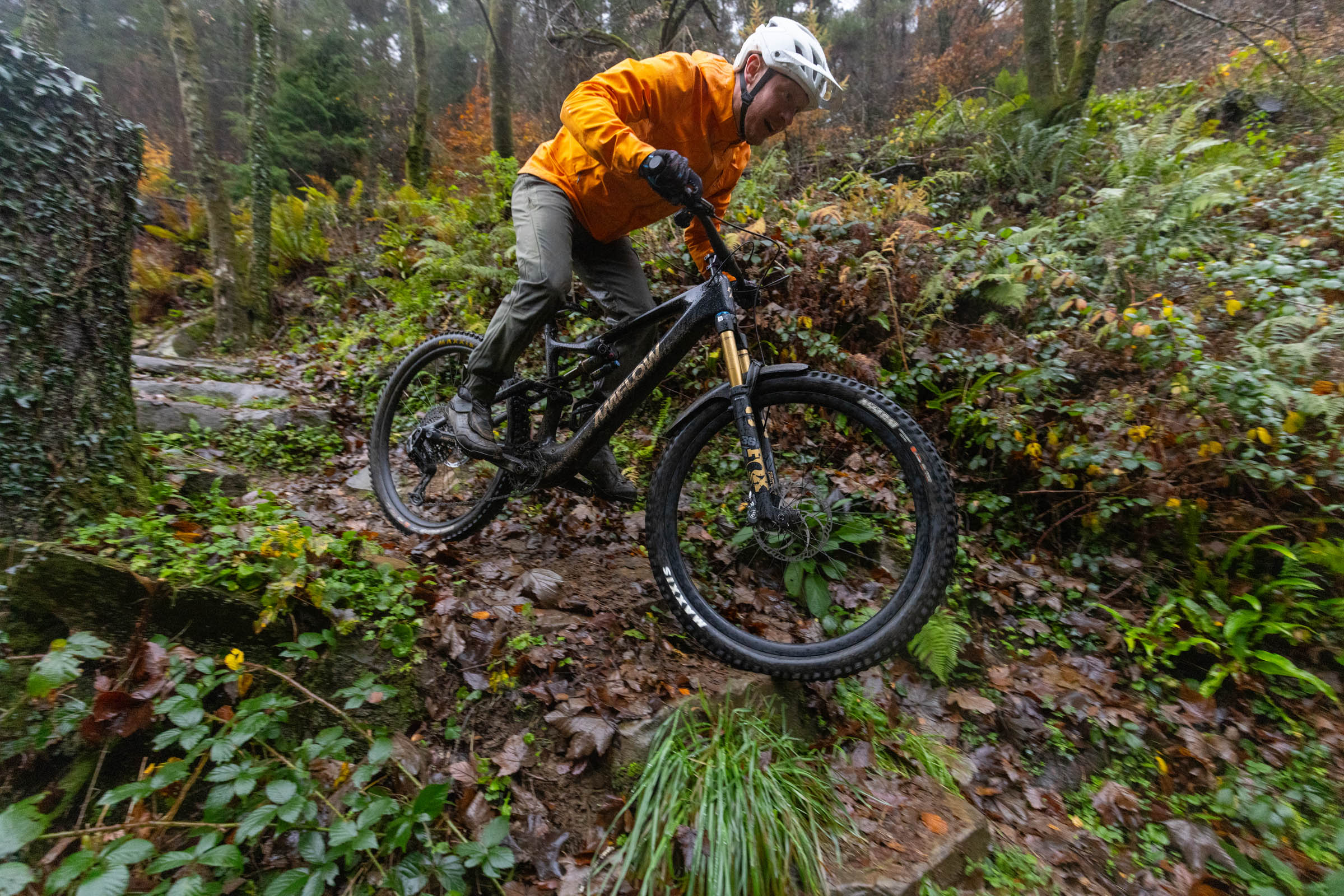 DJI Amflow electric mountain bike with DJI Avinox motor ridden by male mountain biker