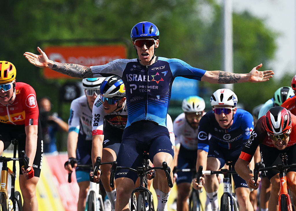 Jake Stewart wins stage five of the 2025 Criterium du Dauphine
