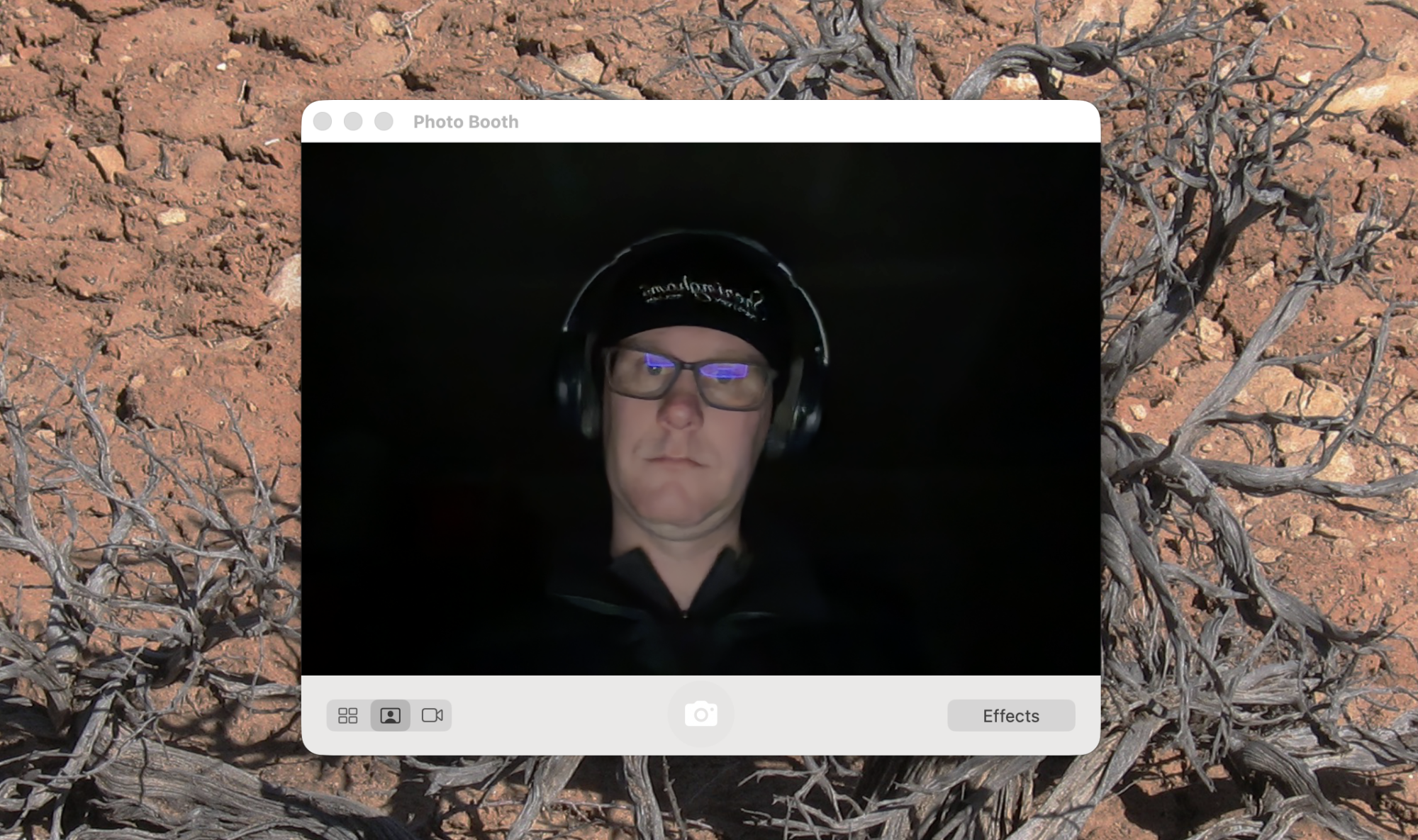 Another screenshot of Photo Booth, this time with a slightly brighter
