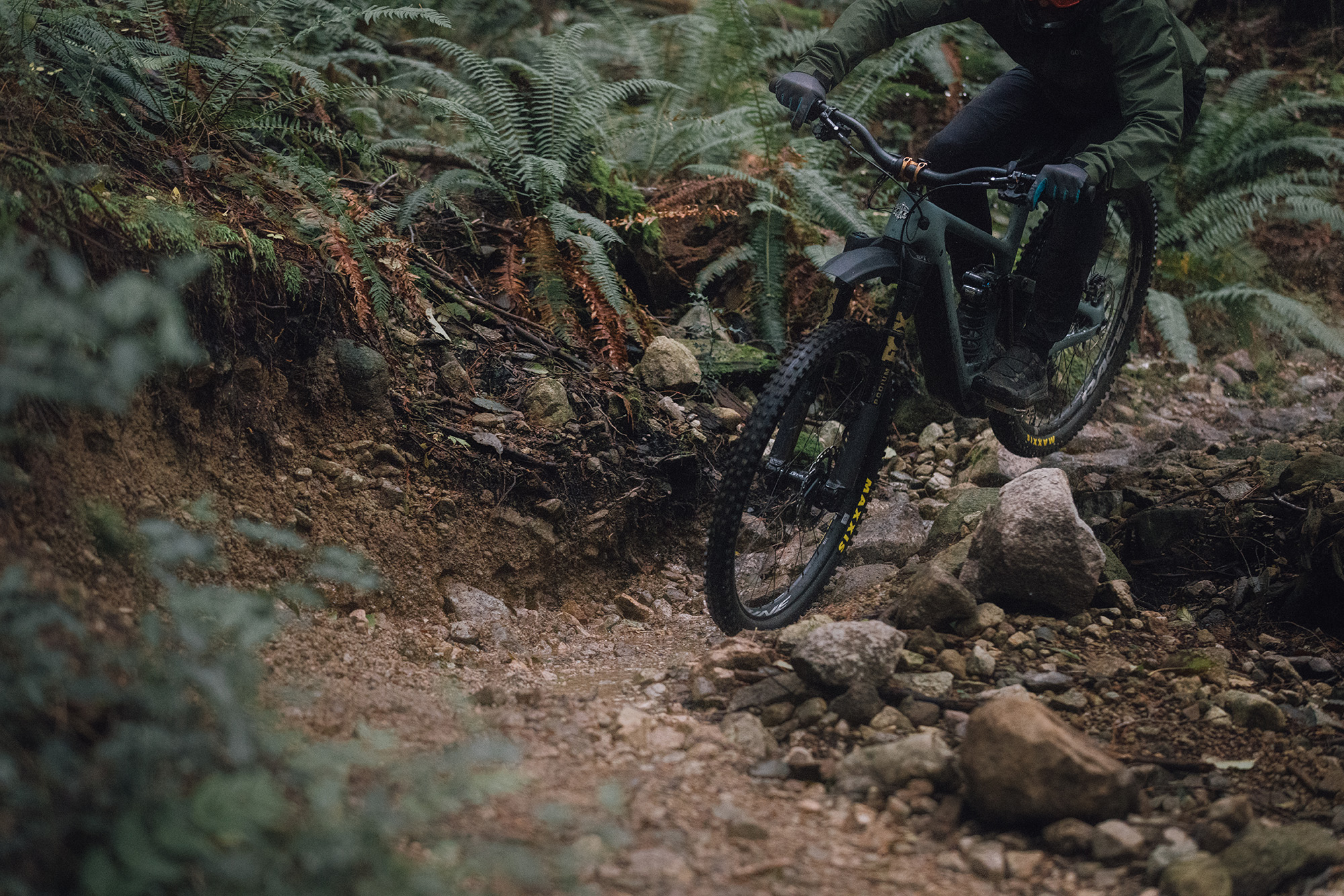 Fox Podium Mud Guard on trail