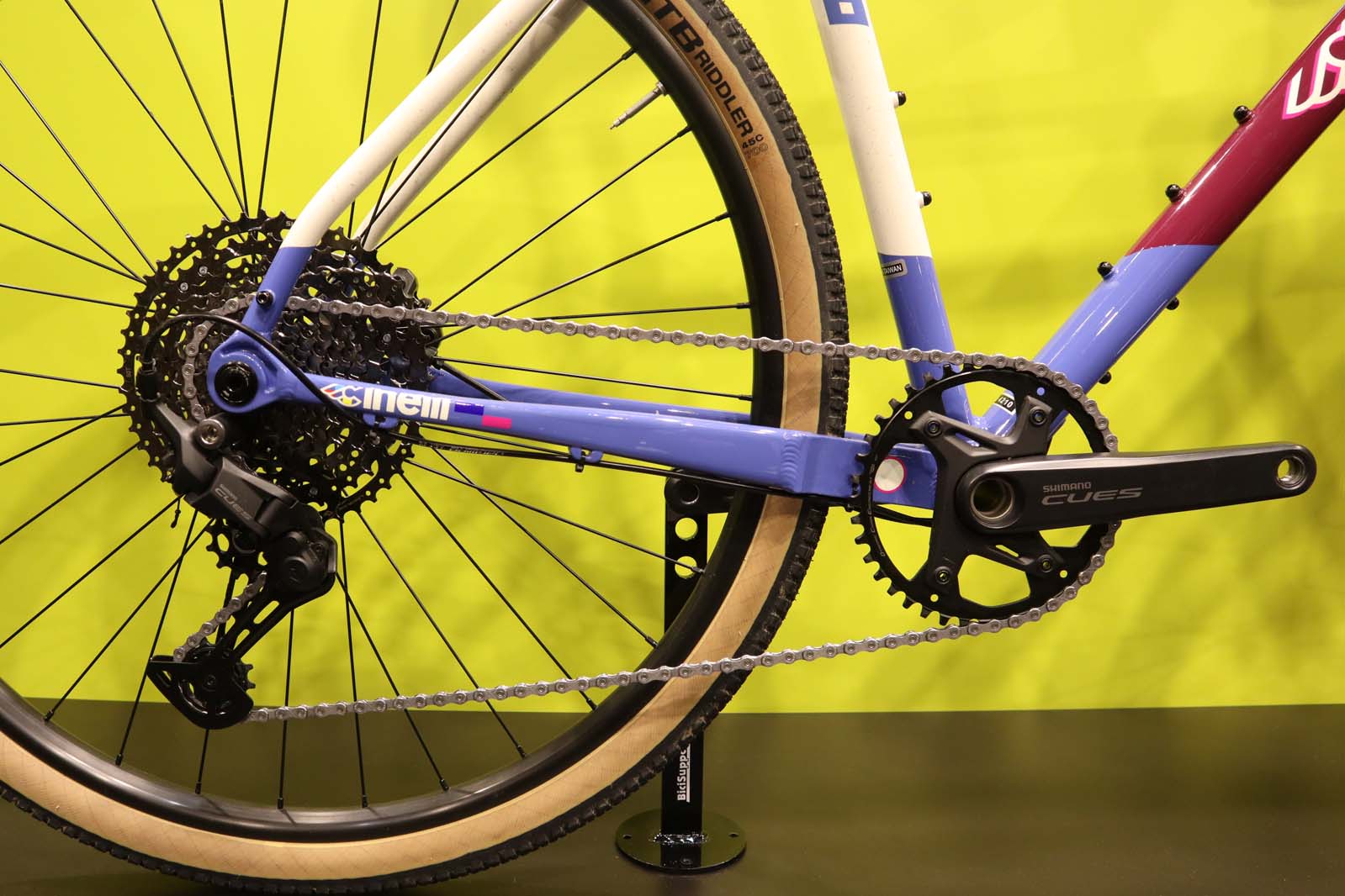 Cinelli Zydeco Washboard Sport gravel bike Shimano Cues drivetrain.