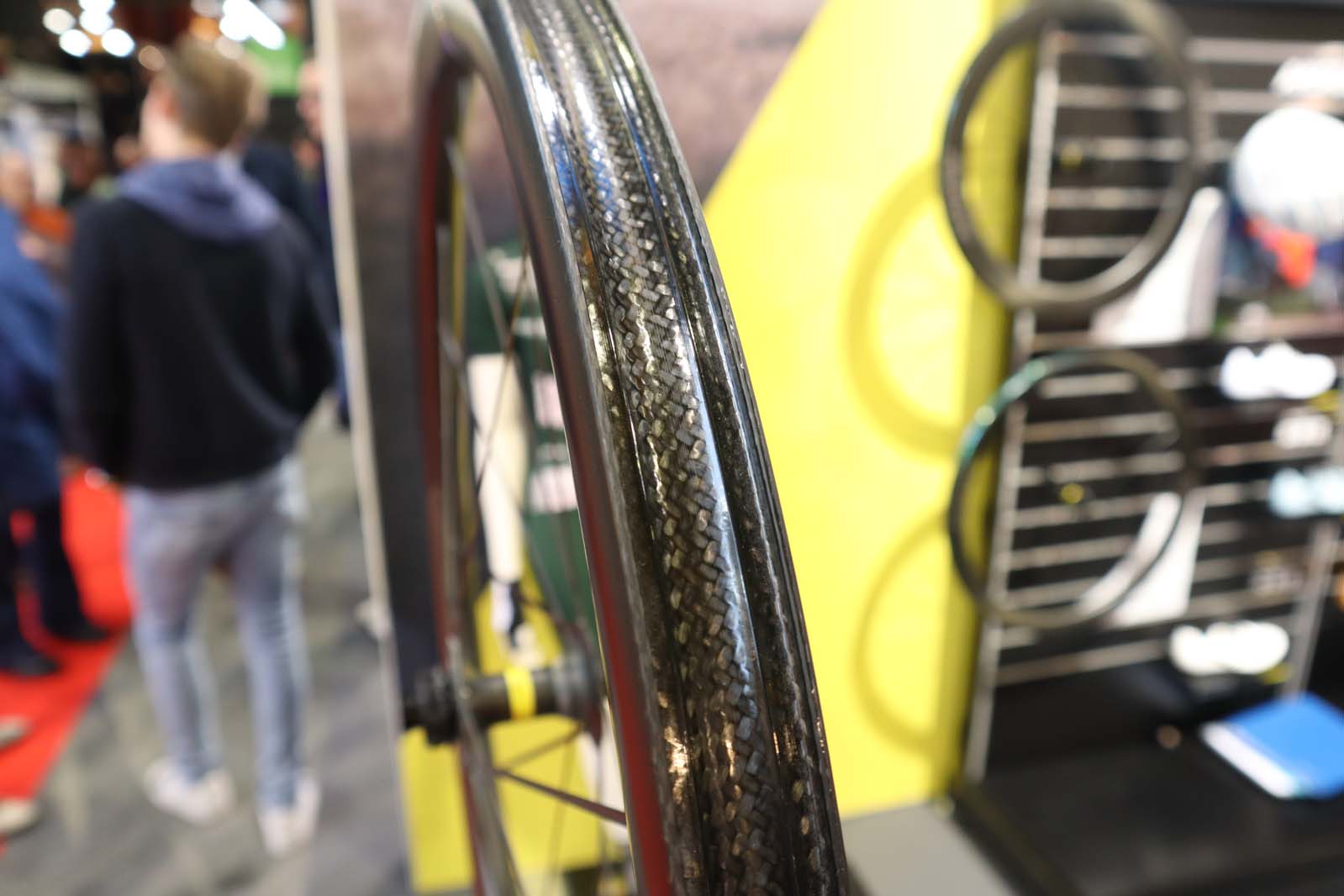 Mavic Cosmic Ultimate 45 wheelset internal rim.