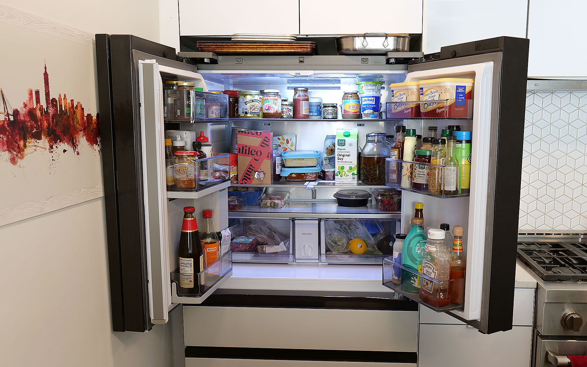 Even with the FlexZone drawer stealing some space, the main section of this Bespoke model still features 16.5 cubic feet of storage. 