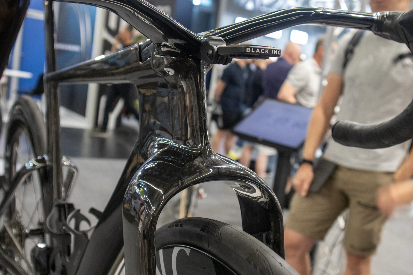 Front end of Factor aero bike showing wide fork.