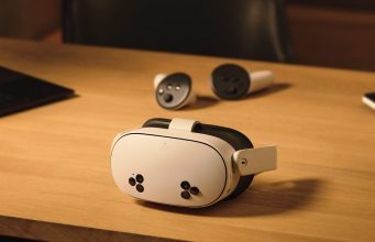 Meta Quest 3S | Image courtesy Meta