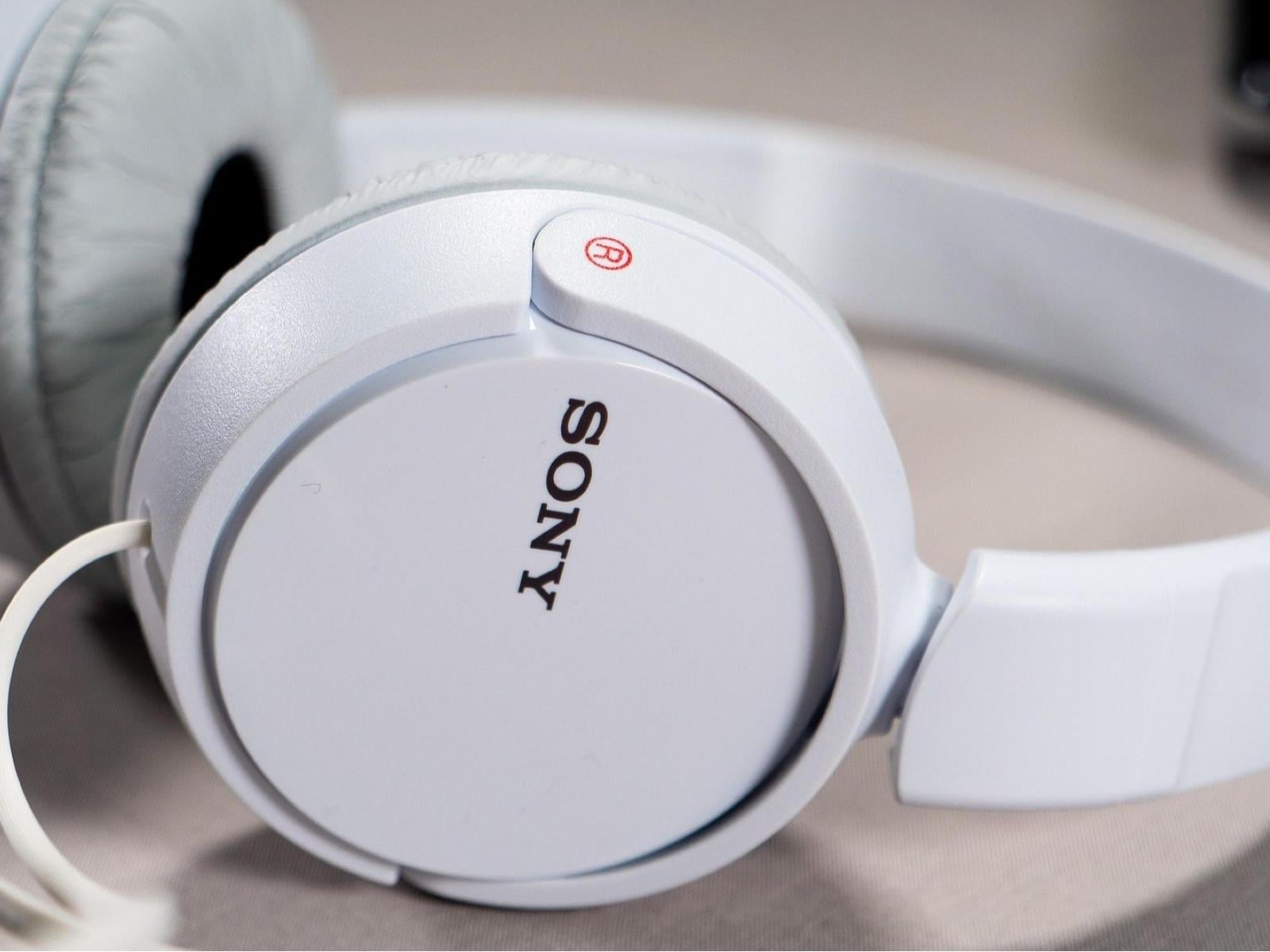 Every Pair Of Headphones In New Study Found To Contain Toxic Chemicals