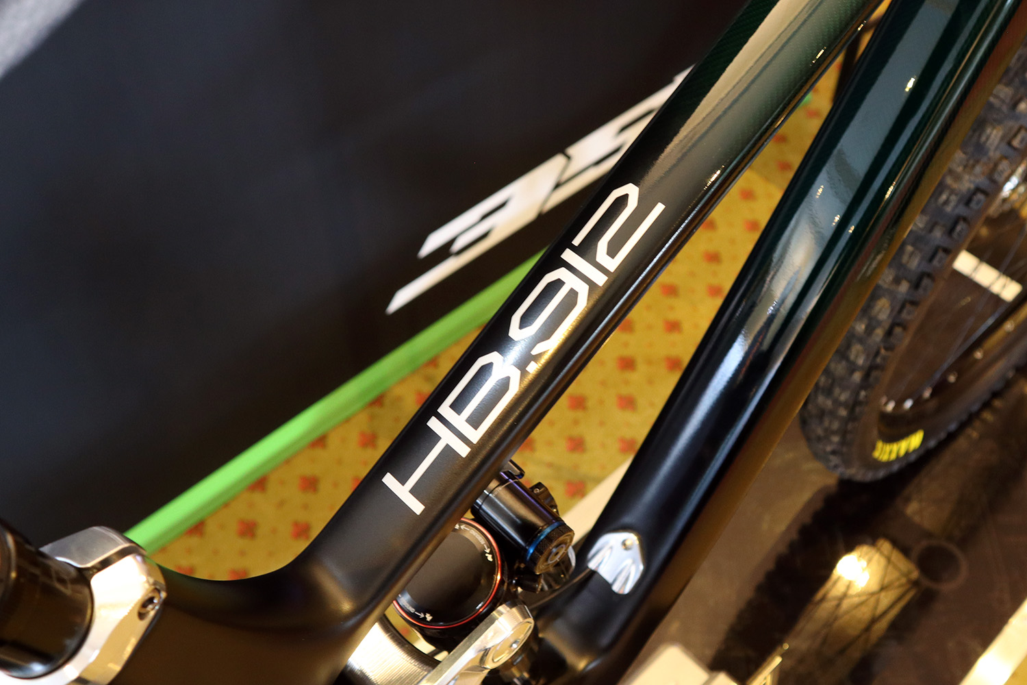 Hope HB.912 trail bike.