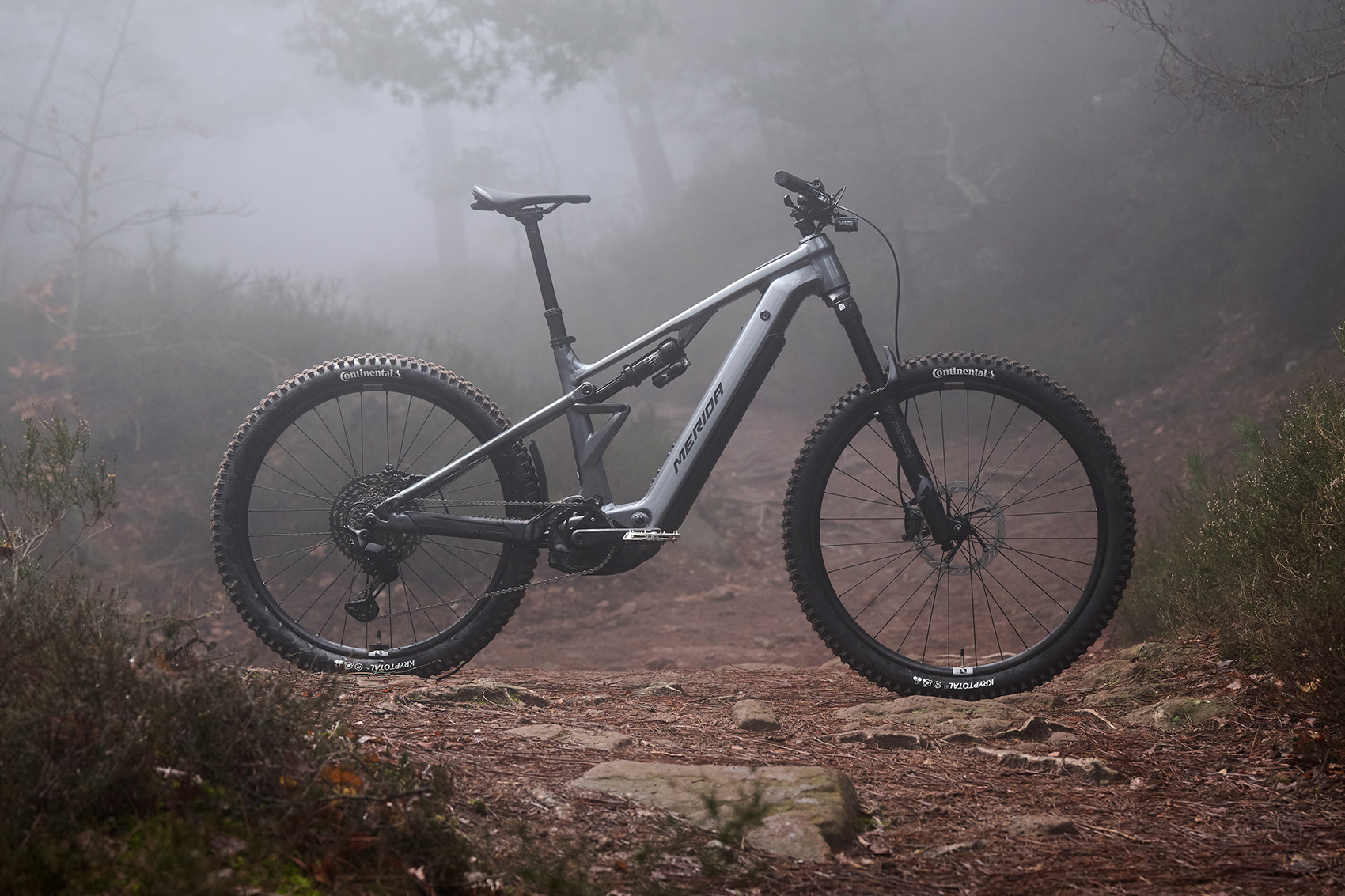 Merida ETMO 800 on trail