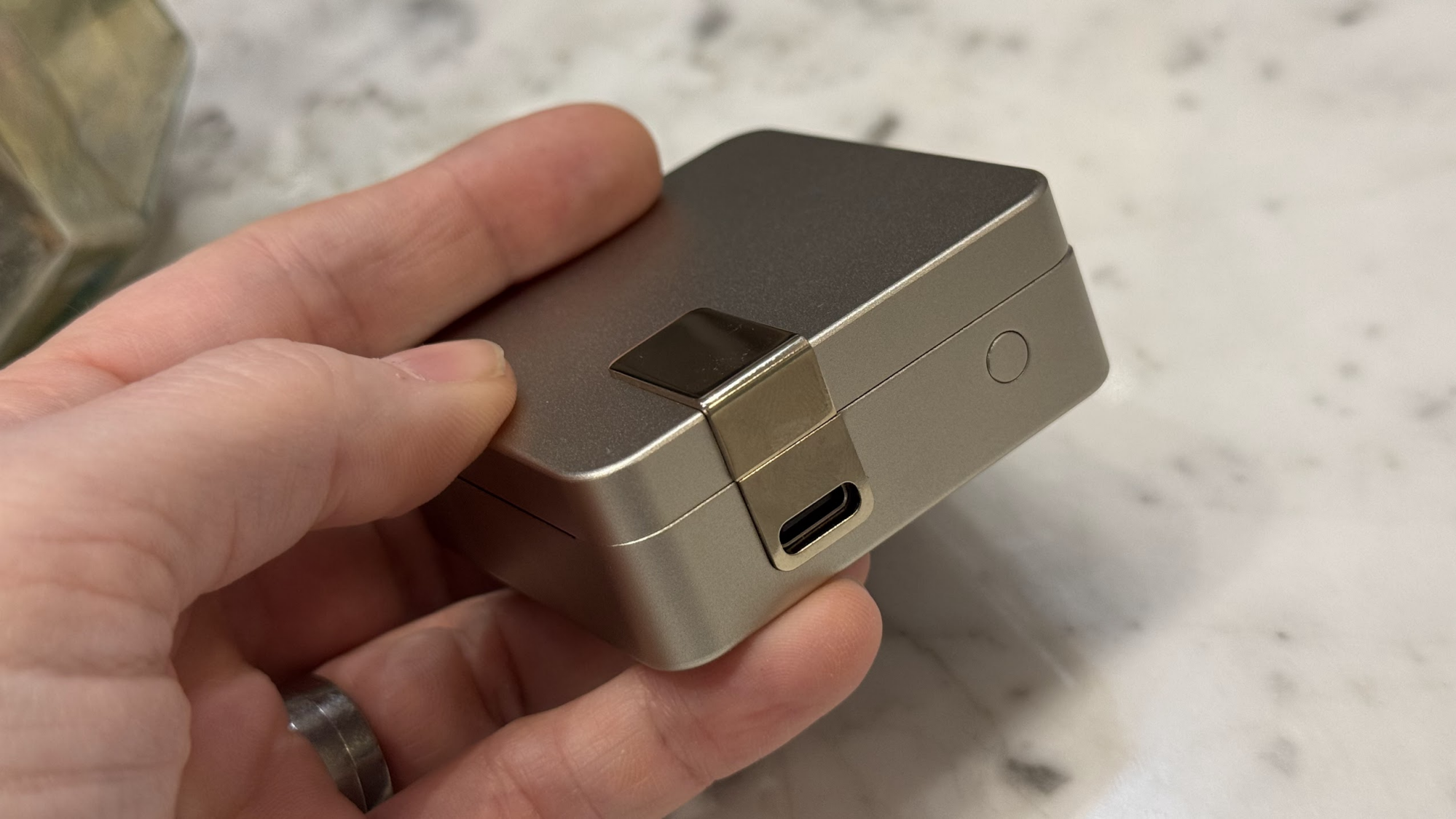 Ultrahuman Ring Pro charging case