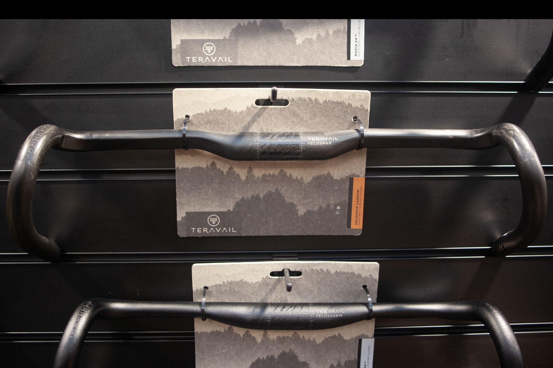 Fjeldspar carbon bar l