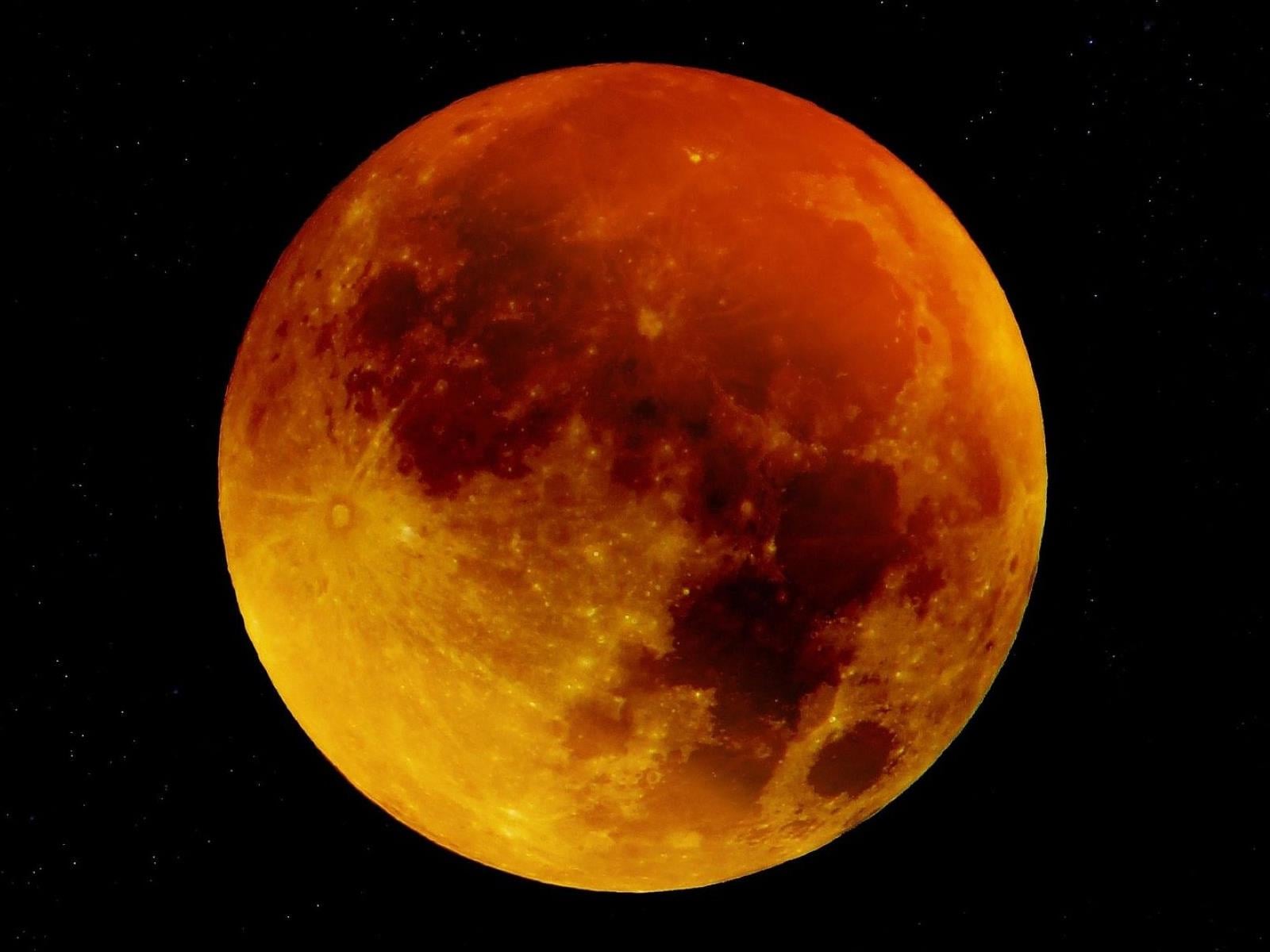 Watch Tonight’s Rare Blood Moon Total Lunar Eclipse Before It Vanishes For Years