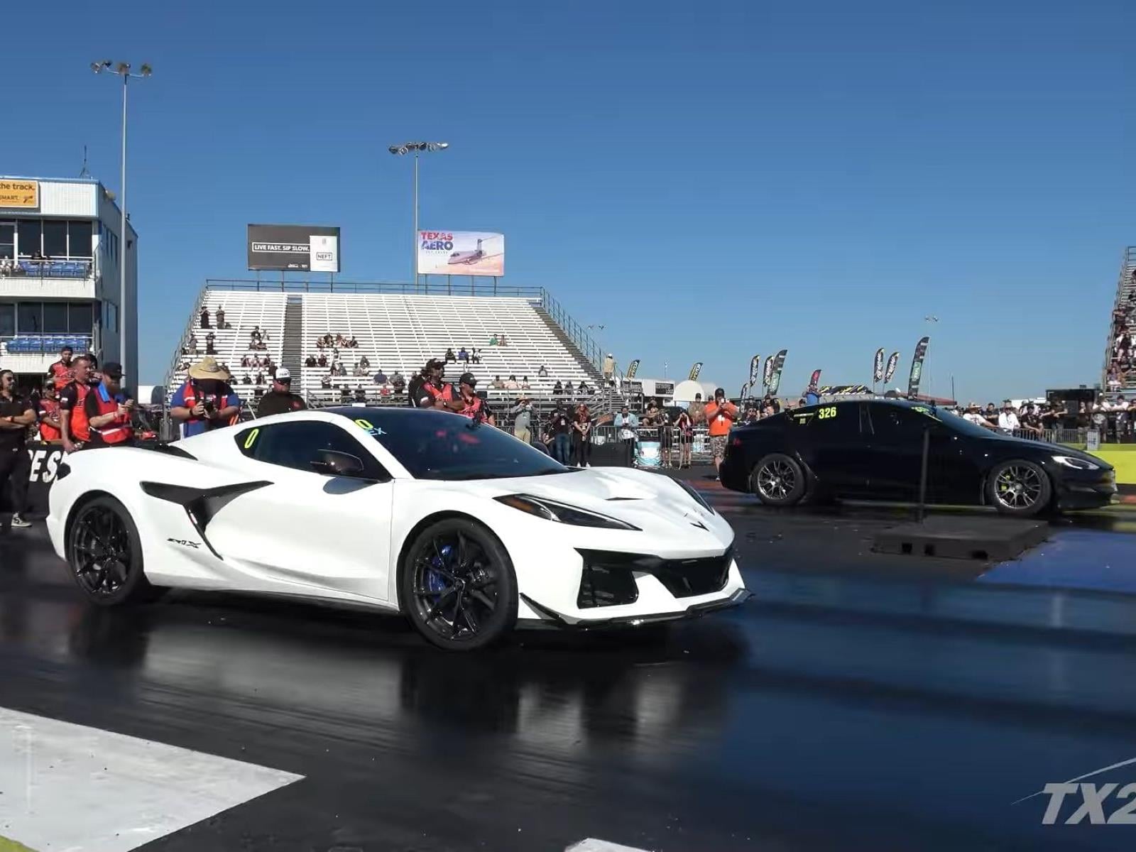 Corvette ZR1X Vs Tesla Plaid: 1,250-HP Chevy Hybrid Dominates Drag Race