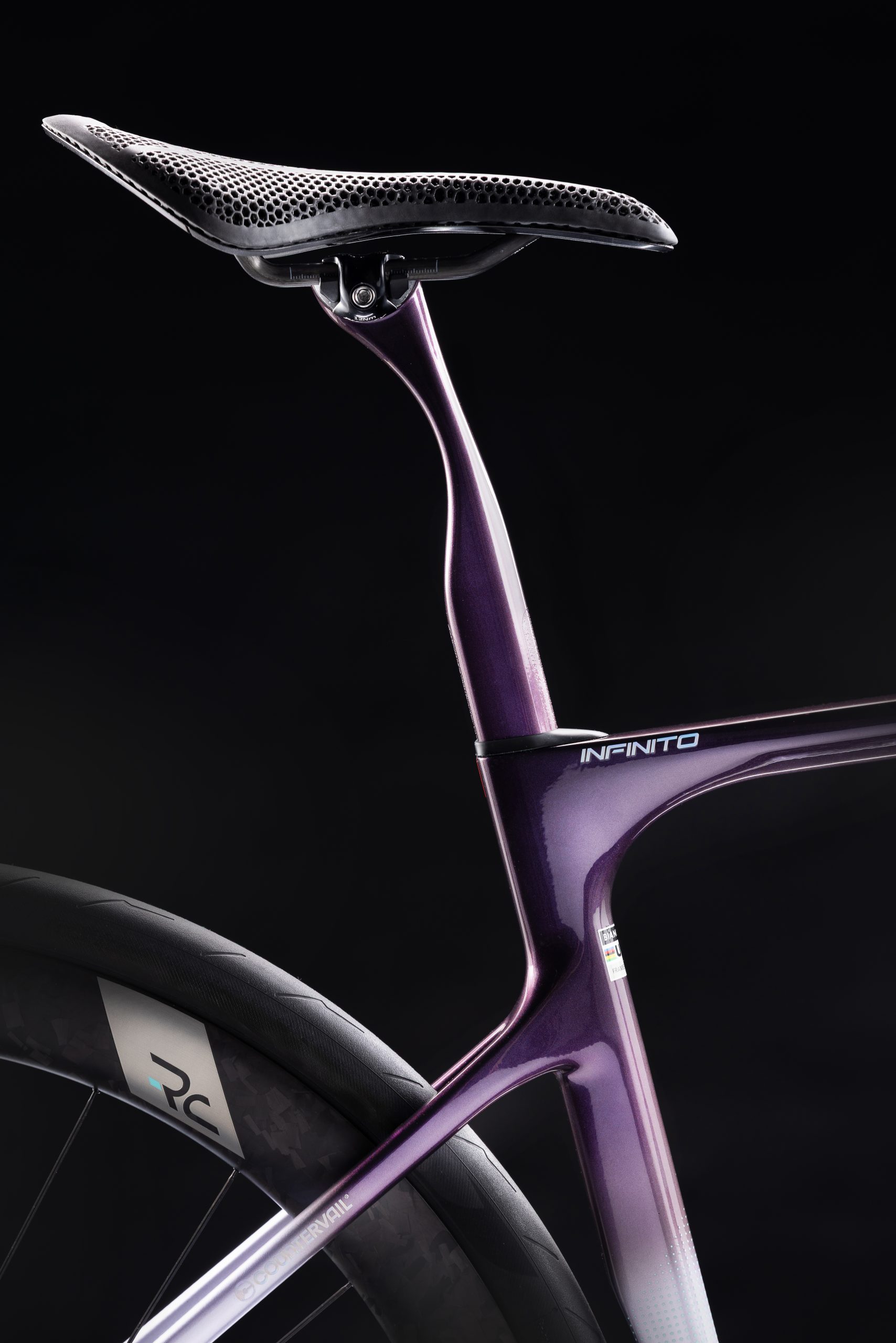 Bianchi Infinito 2026 seat post.