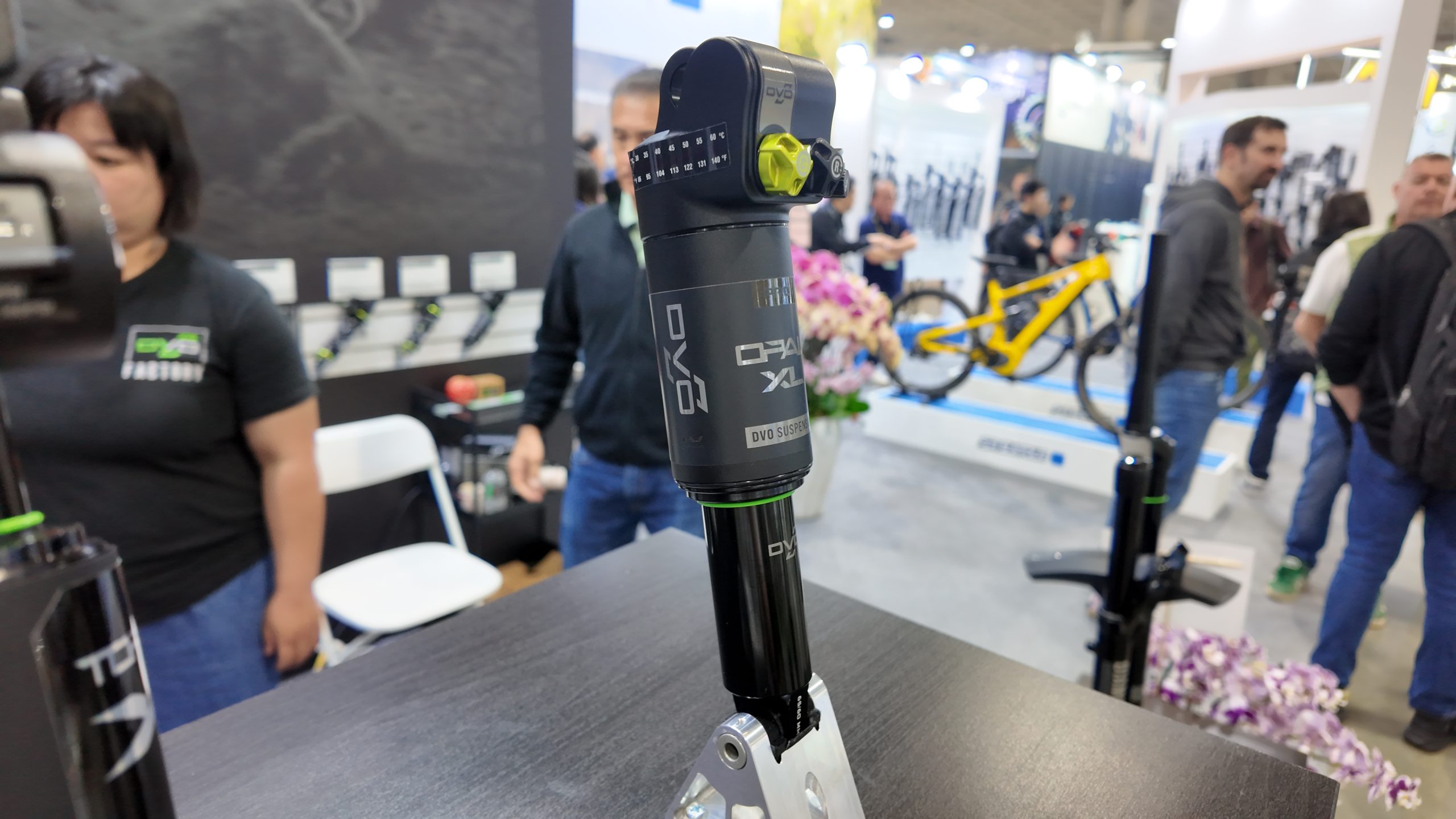 DVO Opal XL 1