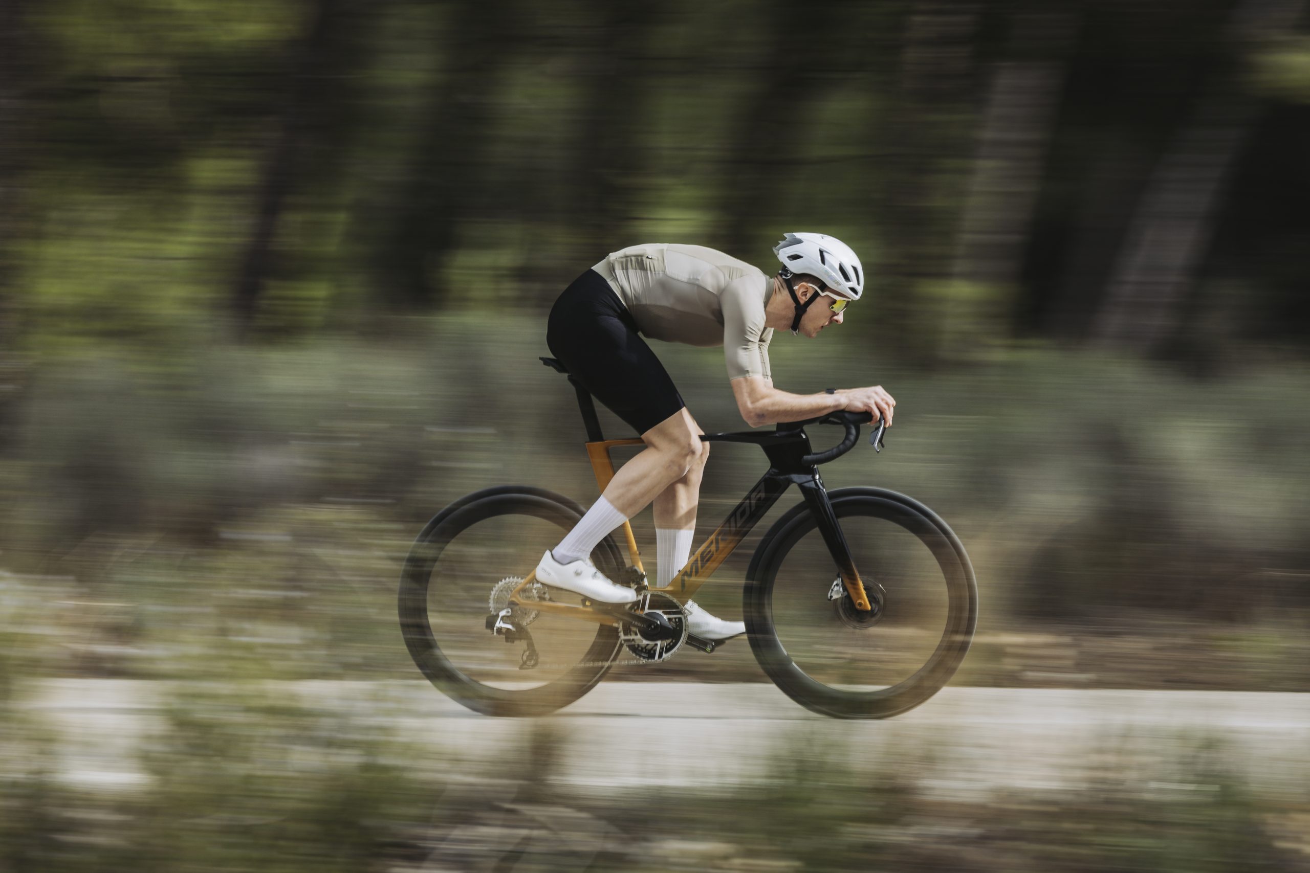 Man riding Merida Reacto V.