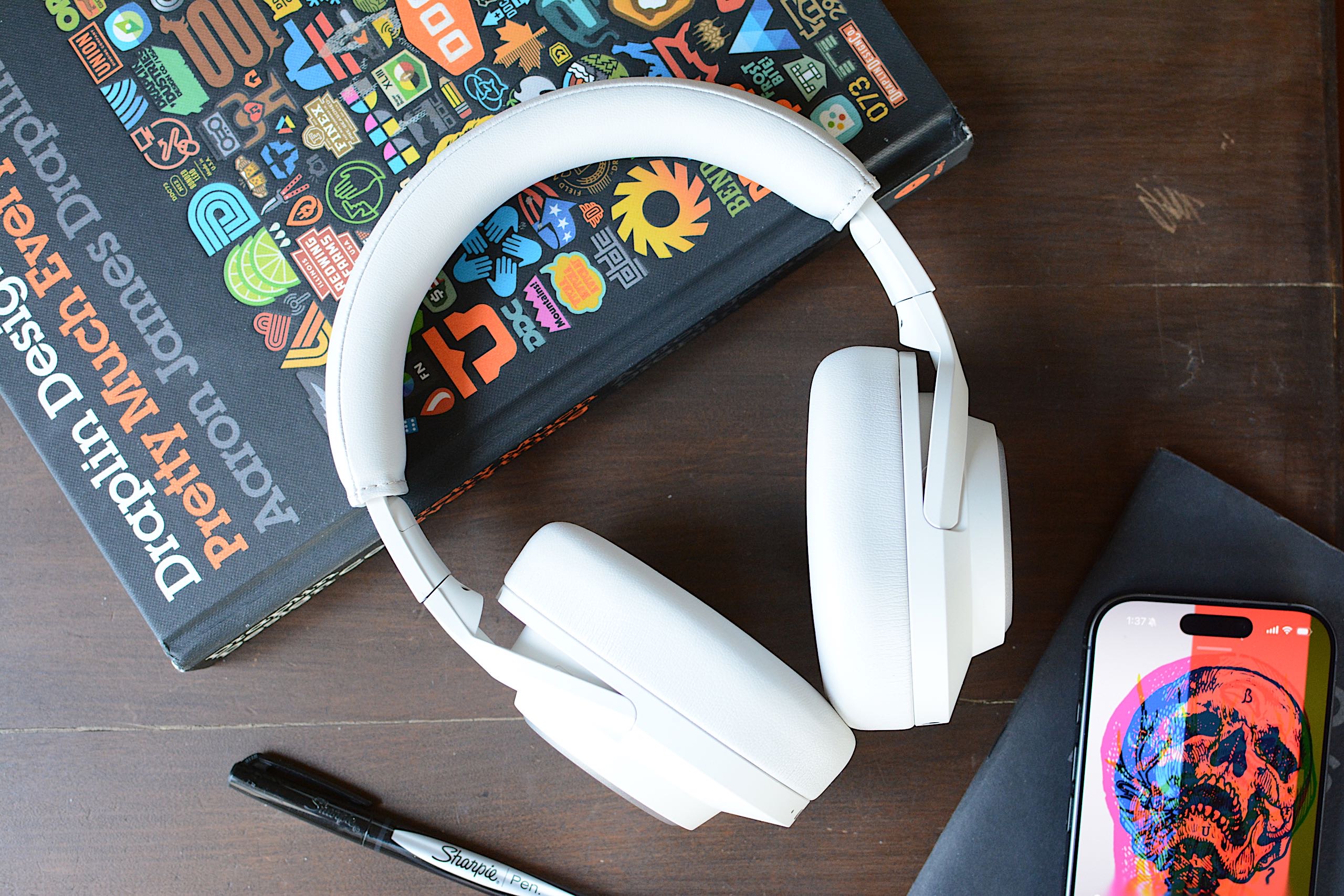 The Fender Mix headphones