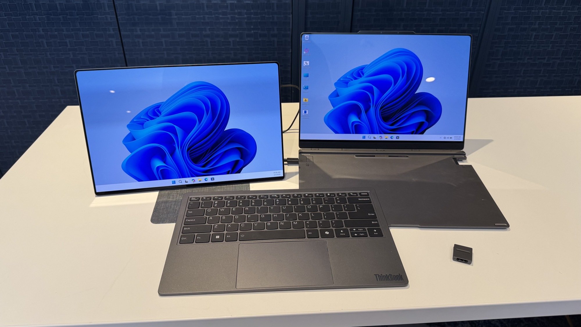 ThinkPad Modular AI PC Concept