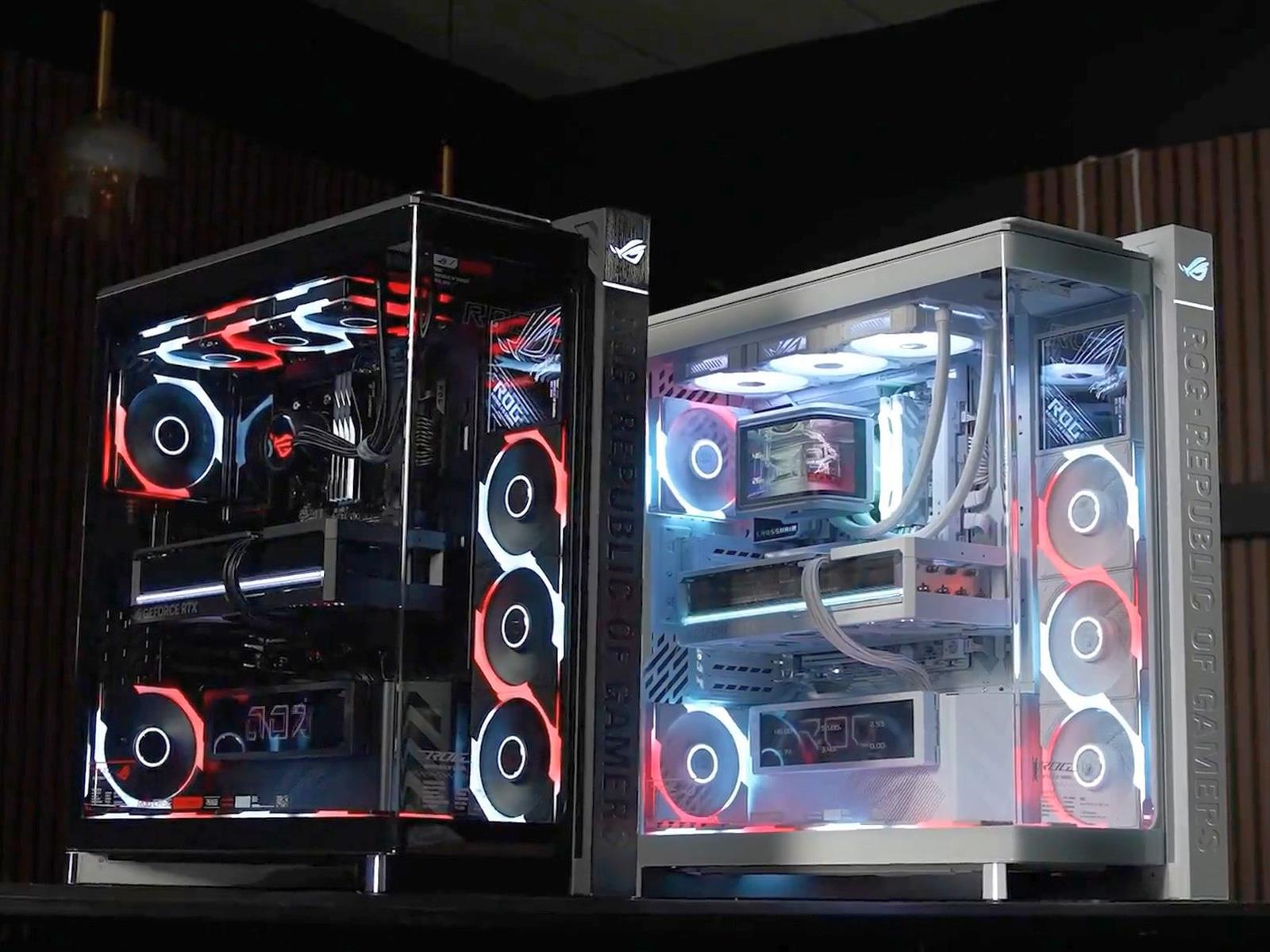 ASUS ROG Cronox Is A $560 Showcase Case With A 9.2-Inch LCD