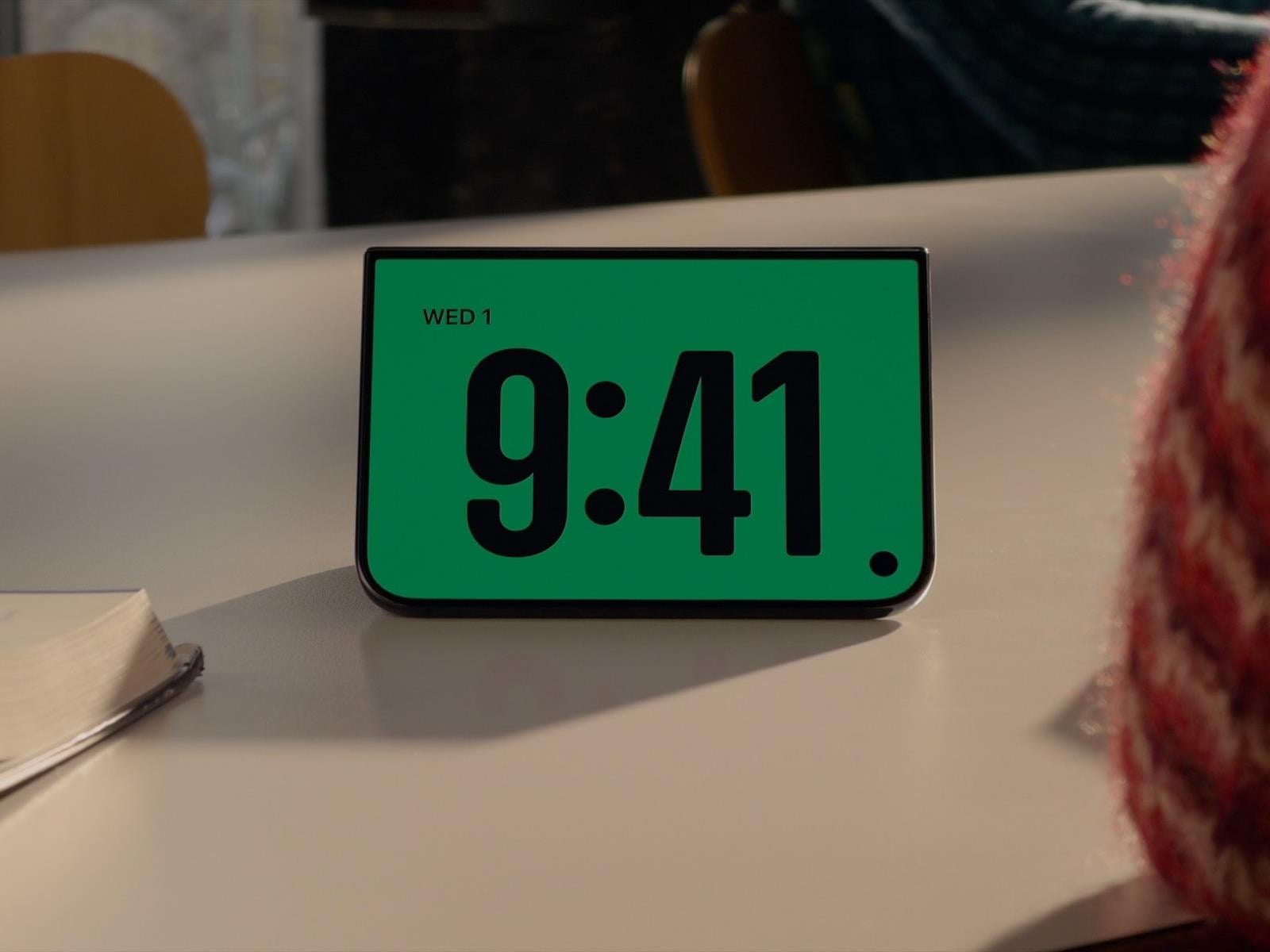 iPhone Duo's StandBy Mode Is Hiding A Lot More Than Apple Showed
