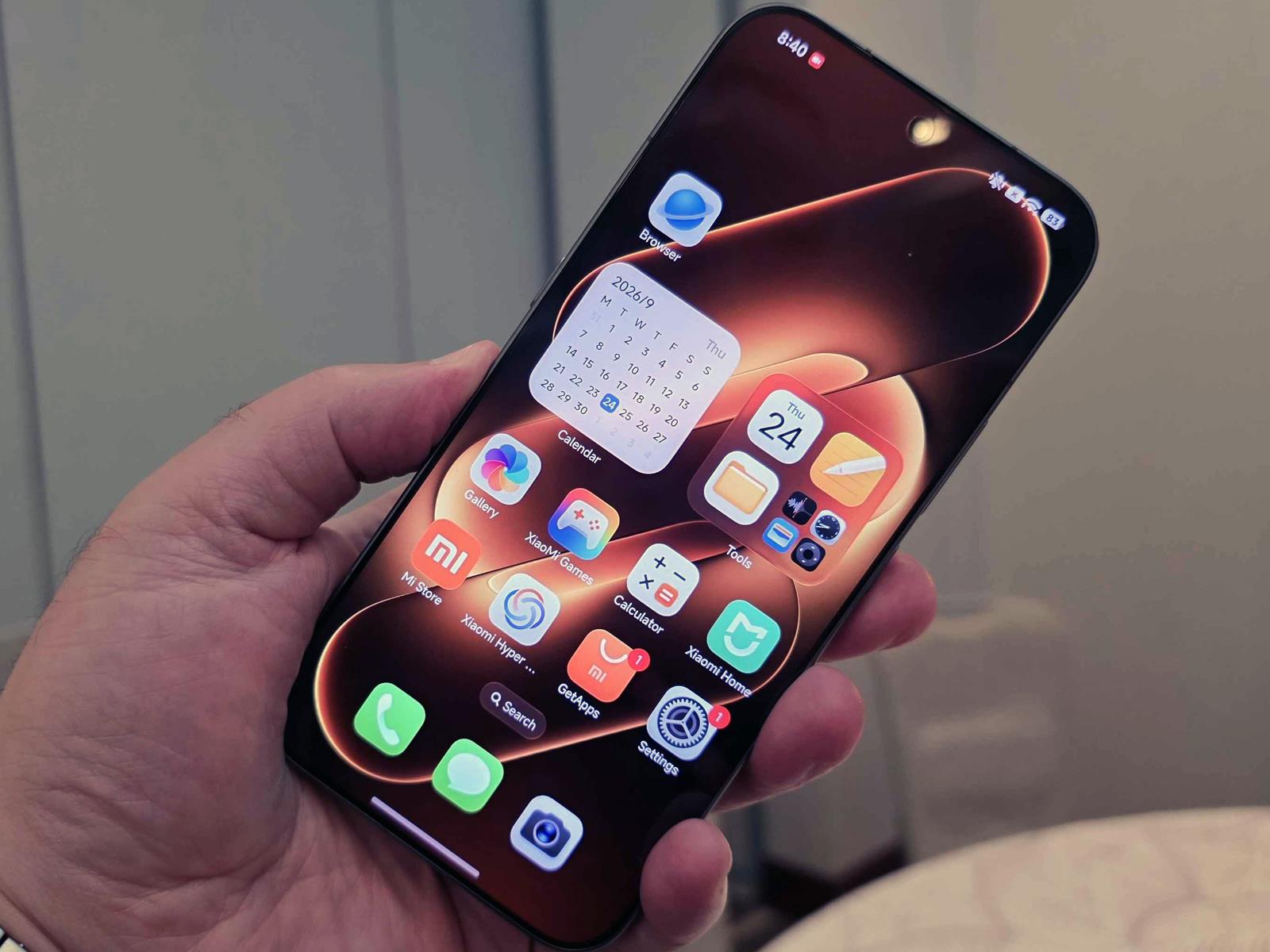 Xiaomi 18 Pro Max Debuts With Snapdragon 8 Elite Extreme Gen 6 And Split-Screen Privacy Display
