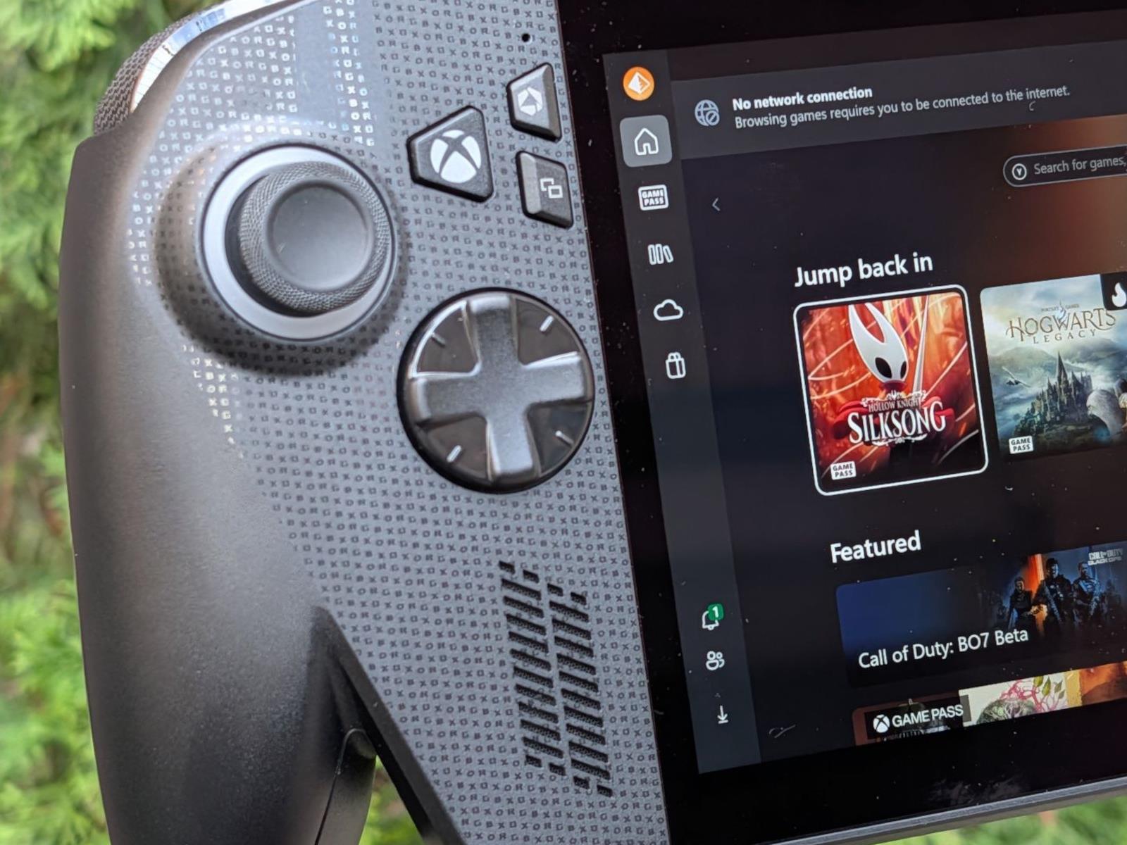 AMD Vows To Bring FSR 4 To Gaming Handhelds And Laptops By Year-End